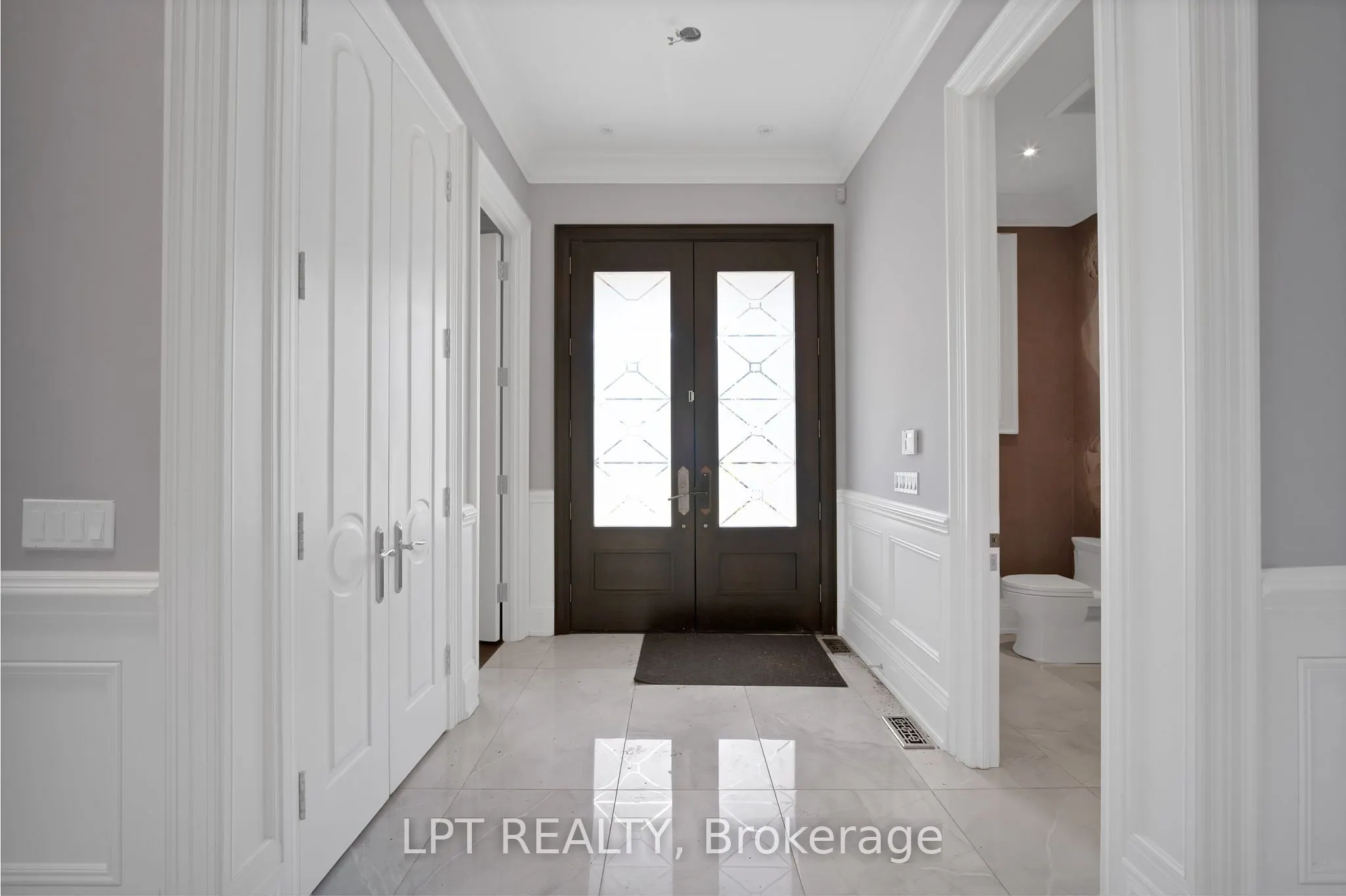 2 Poplar Drive