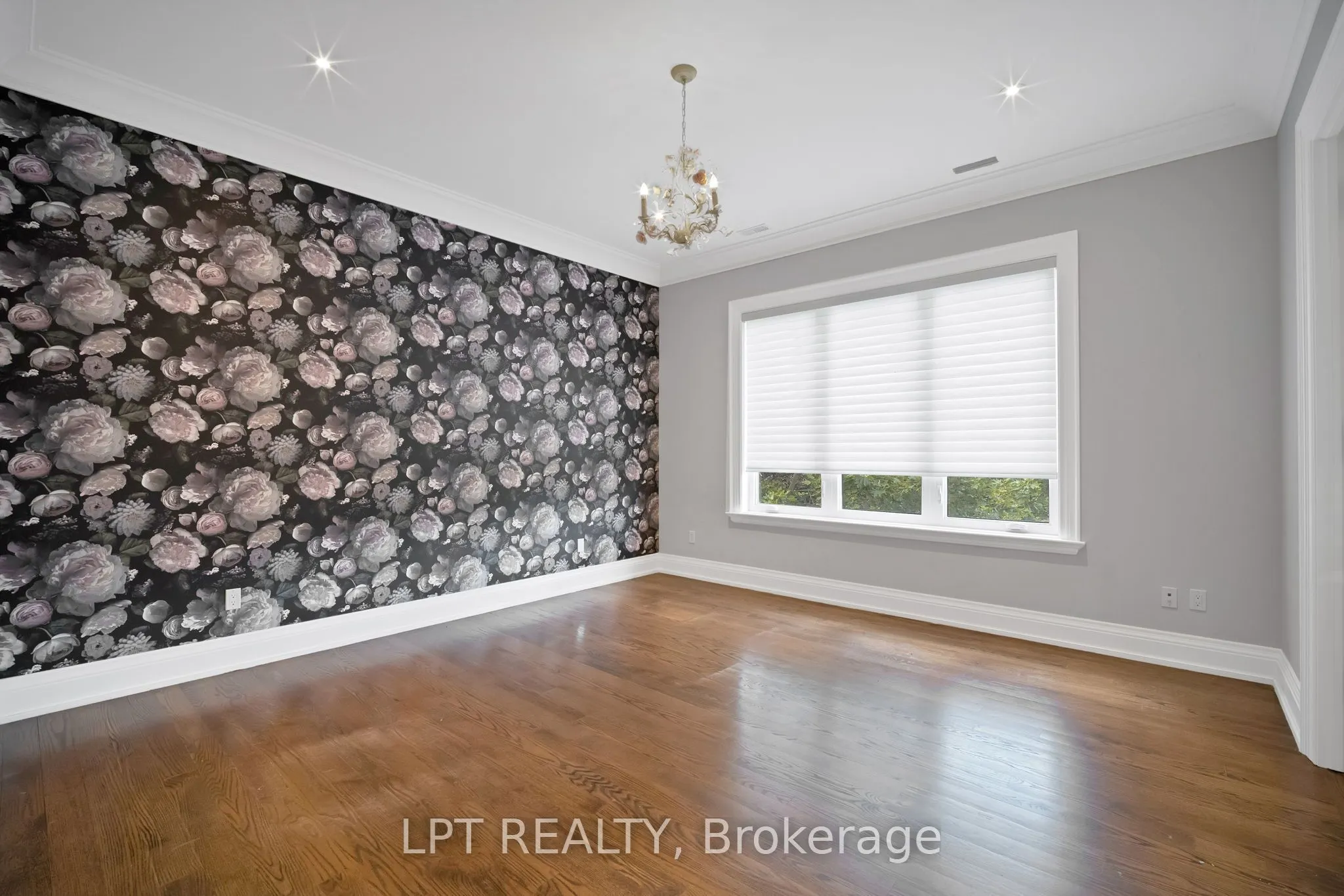 2 Poplar Drive