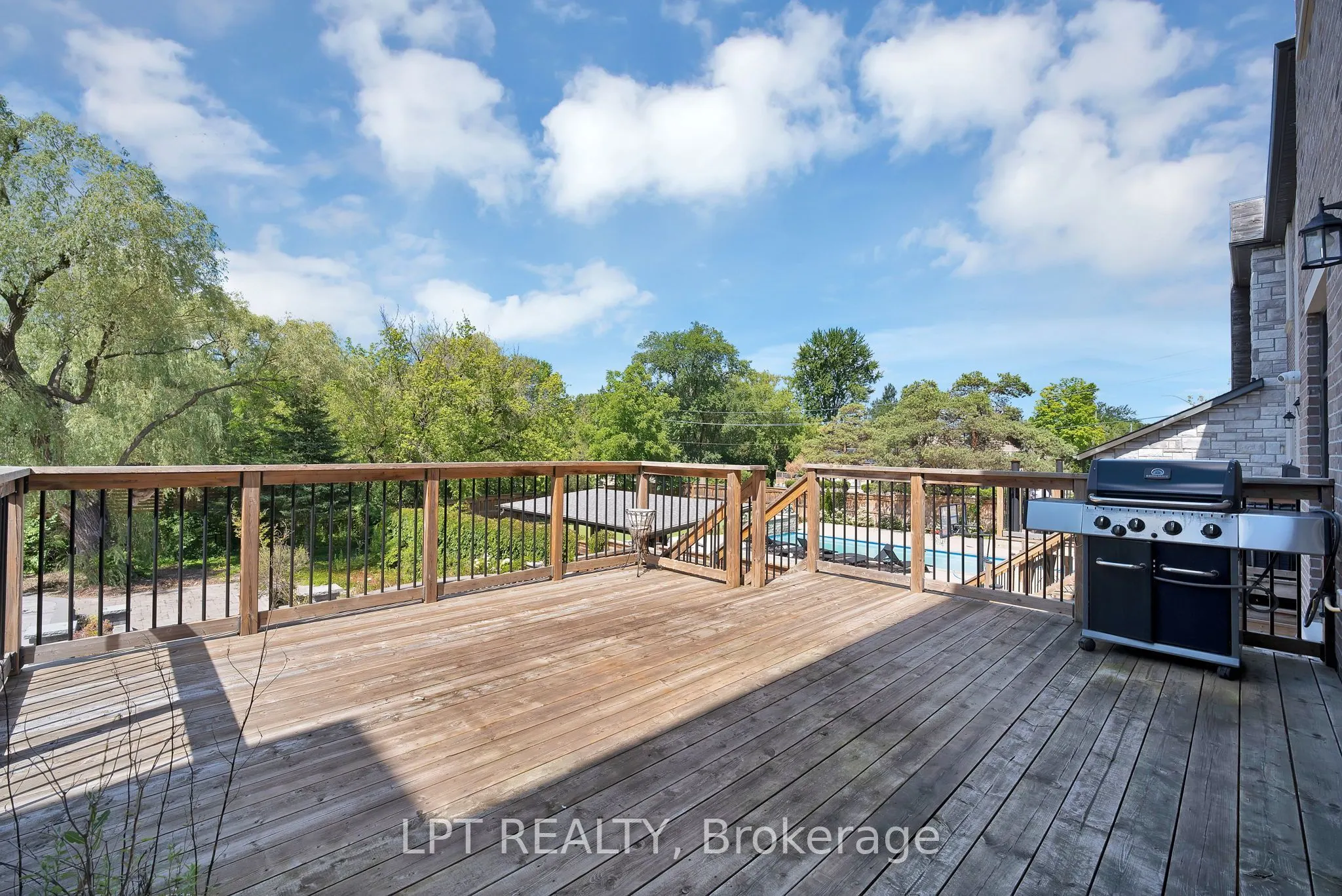 2 Poplar Drive