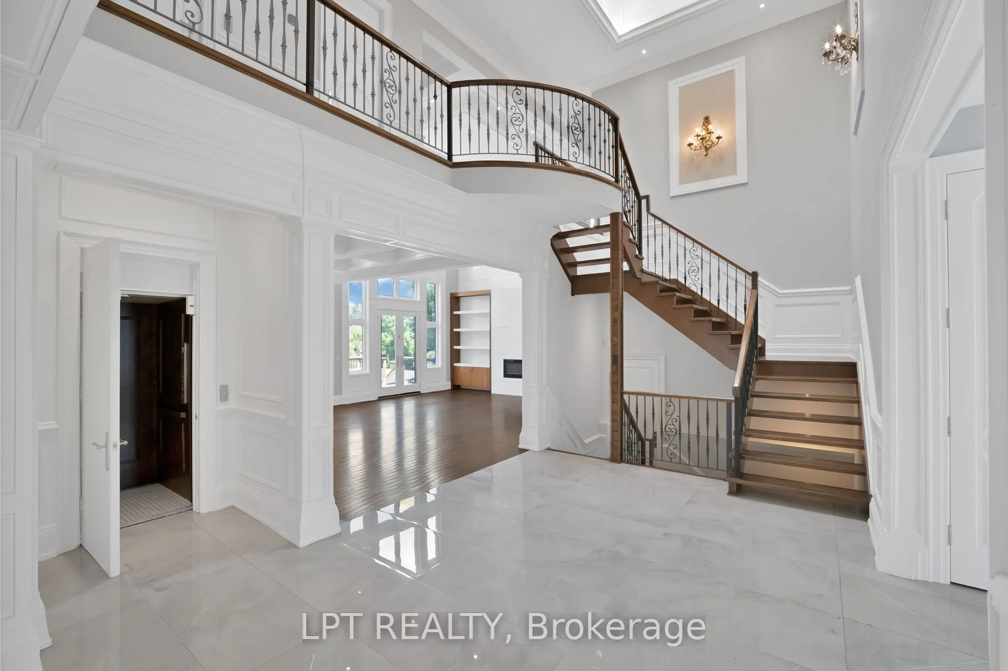 2 Poplar Drive