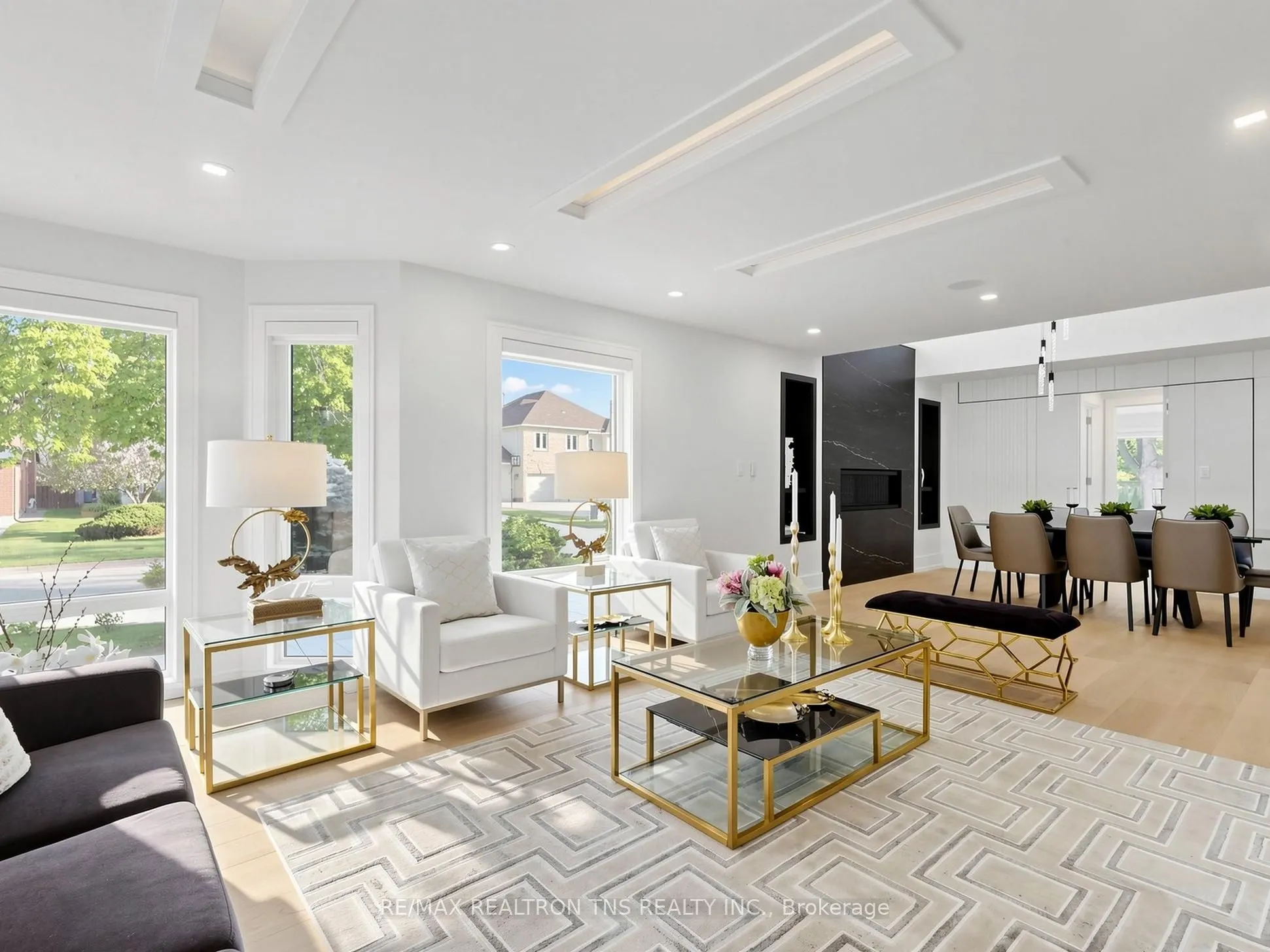 2 Eastgate Crescent