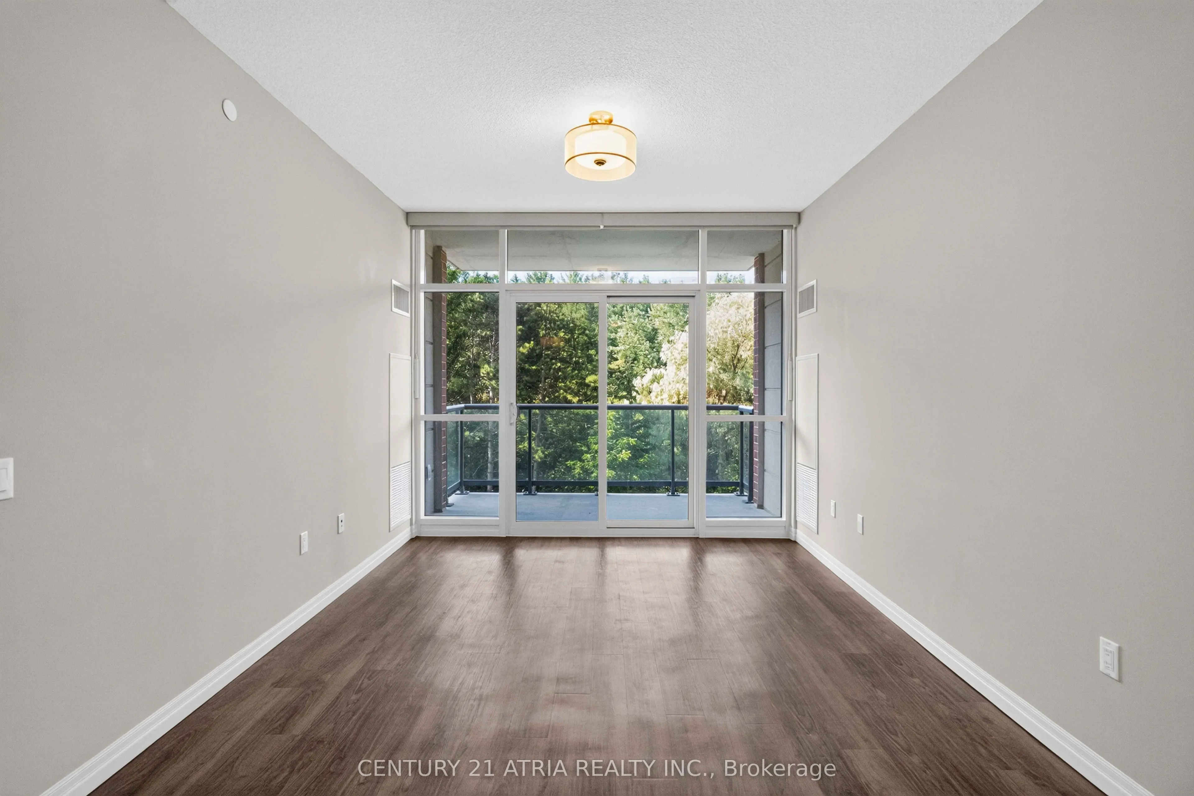 460 William Graham Drive #306
