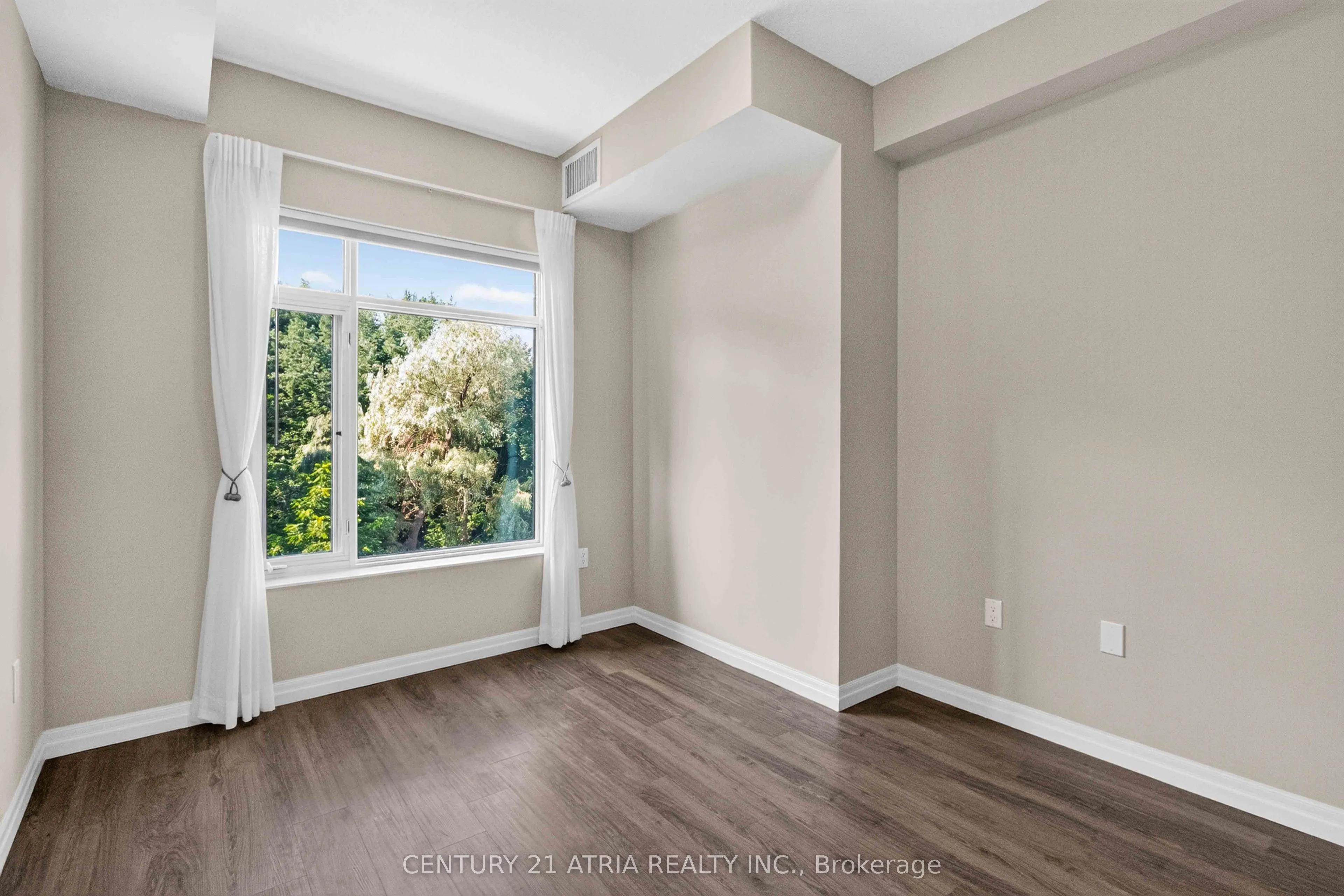 460 William Graham Drive #306