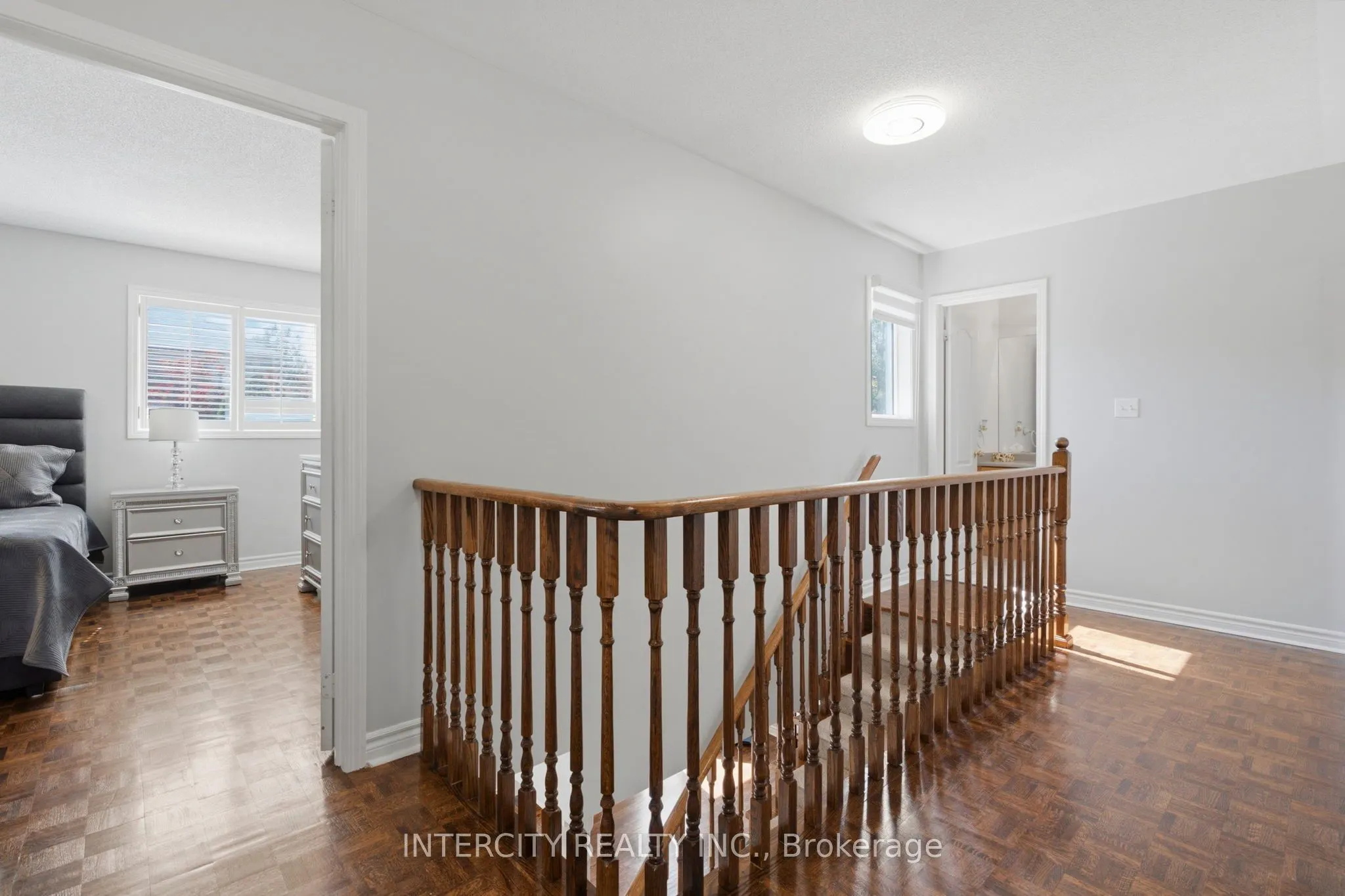 93 Chalone Crescent