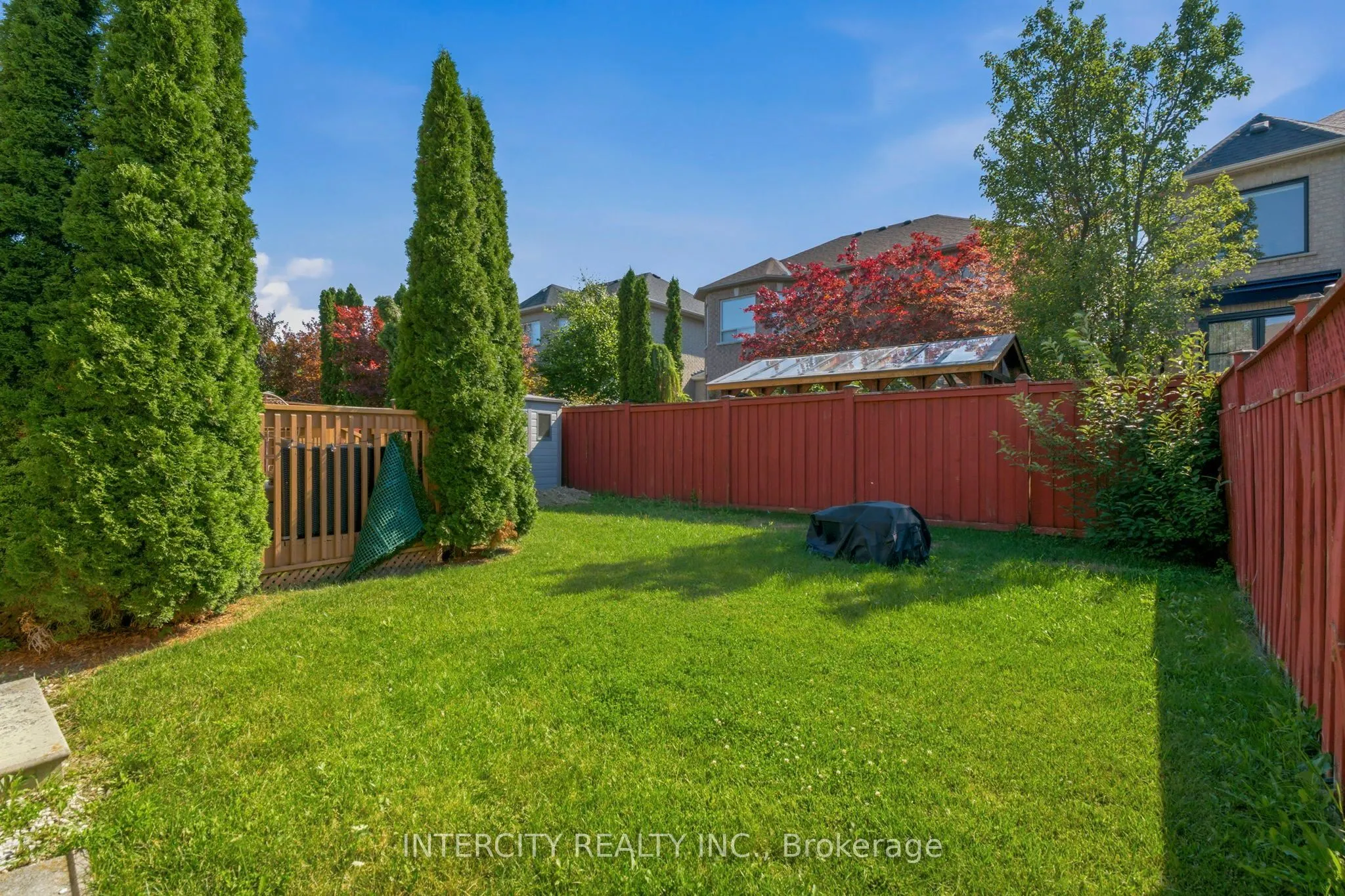 93 Chalone Crescent