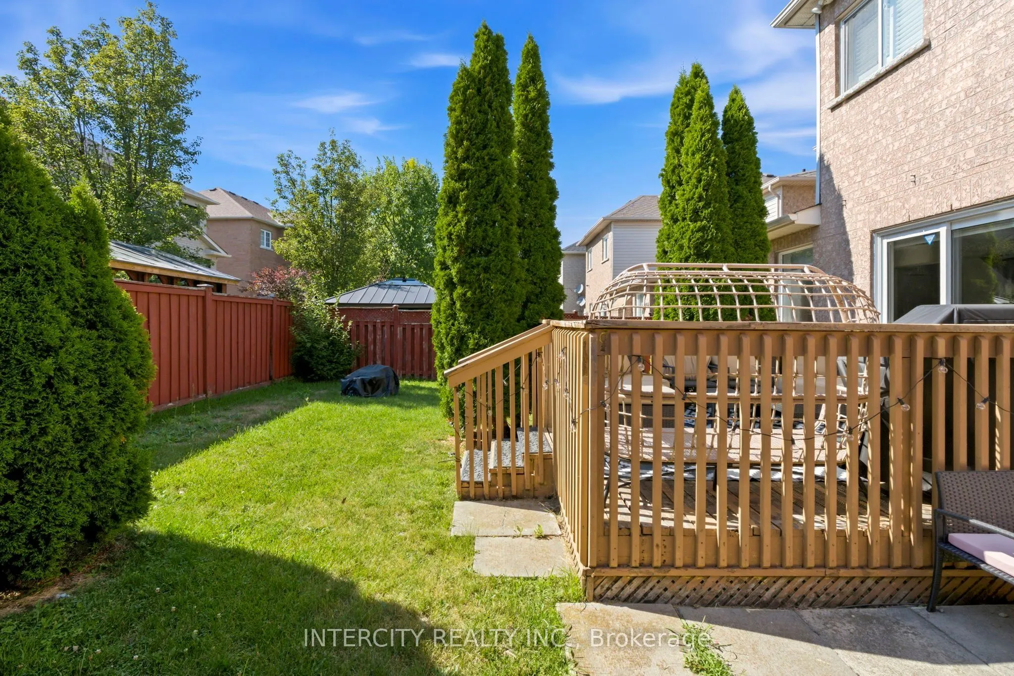 93 Chalone Crescent