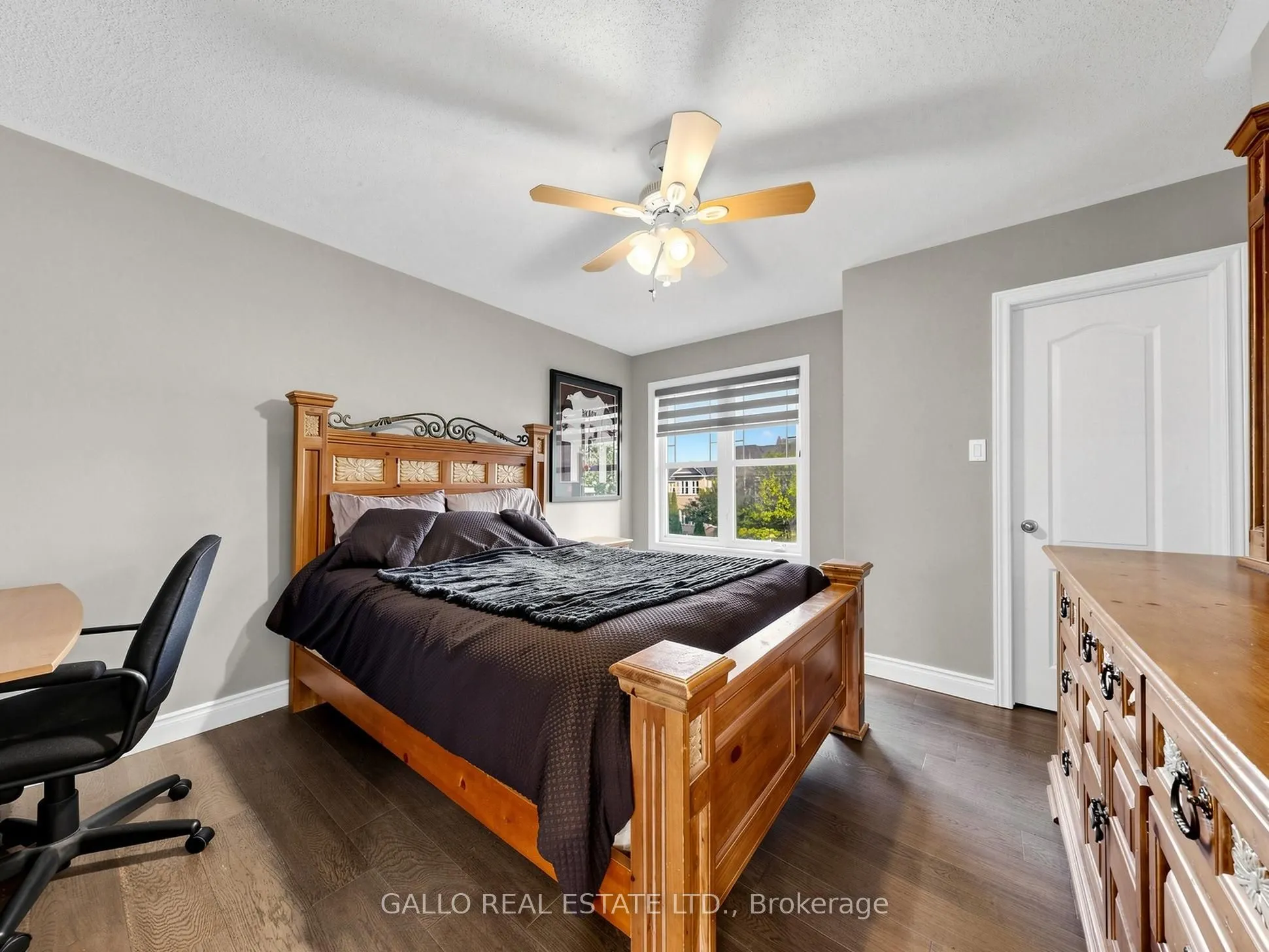 111 Pondmede Crescent