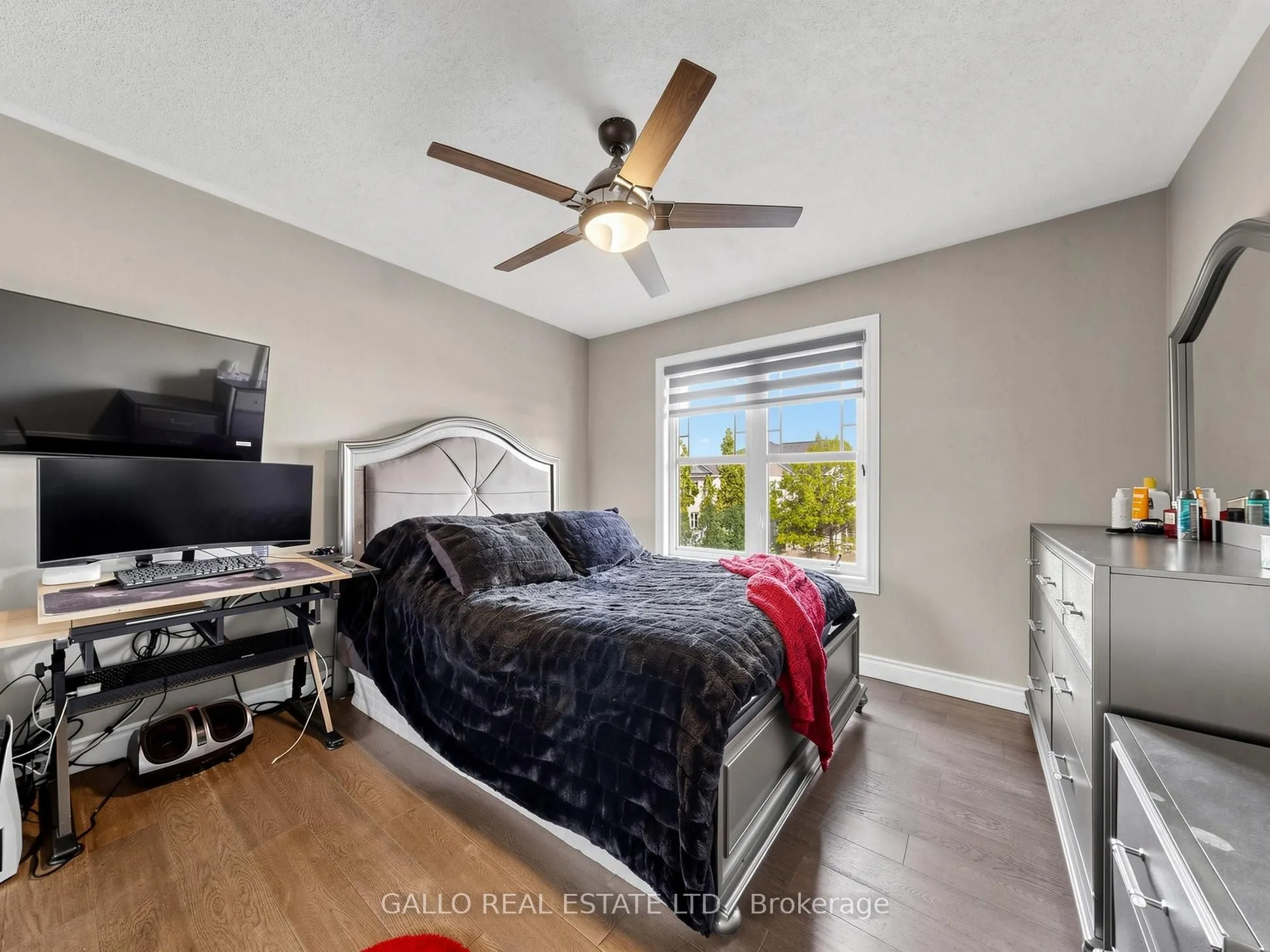 111 Pondmede Crescent
