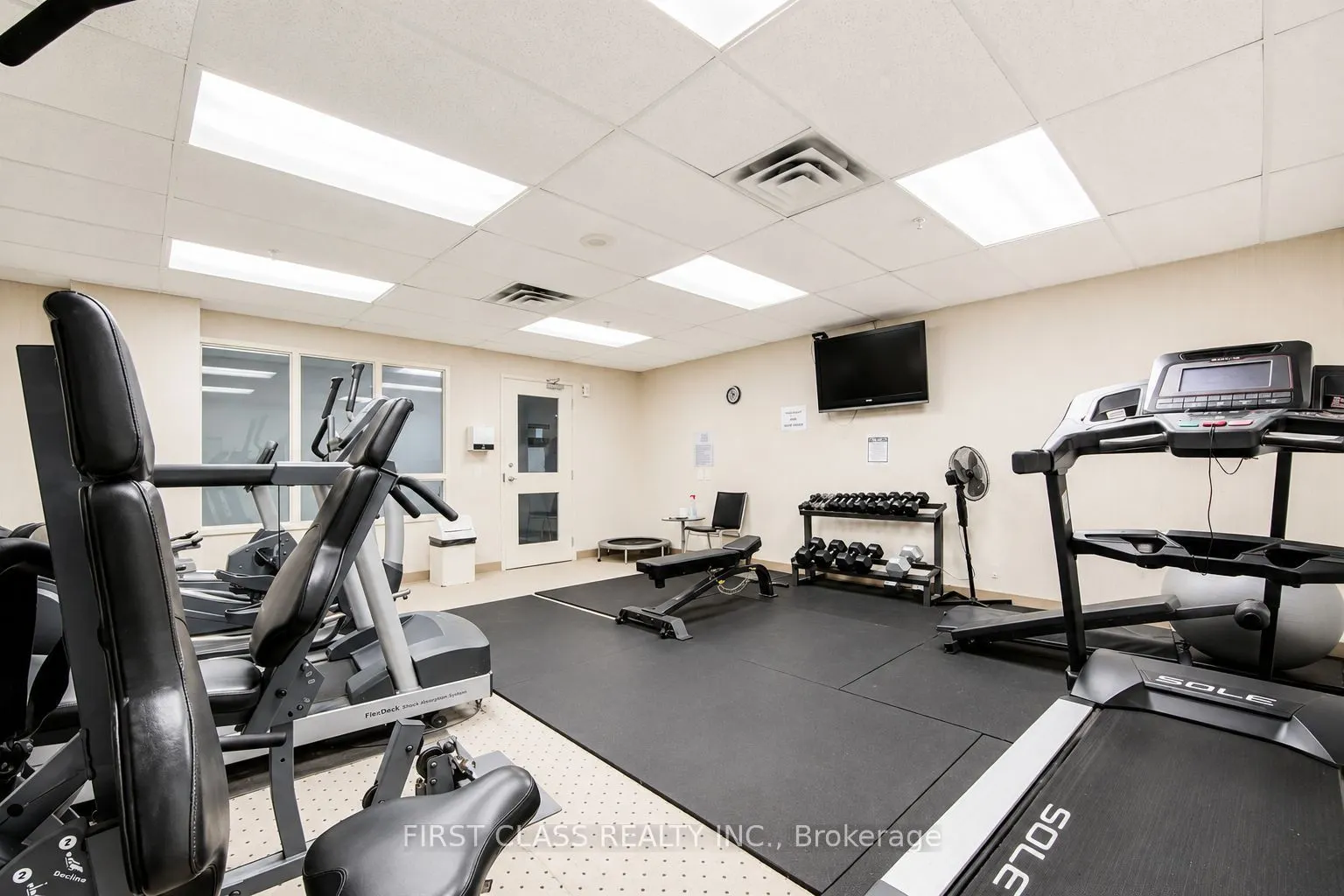 91 Townsgate Drive #106