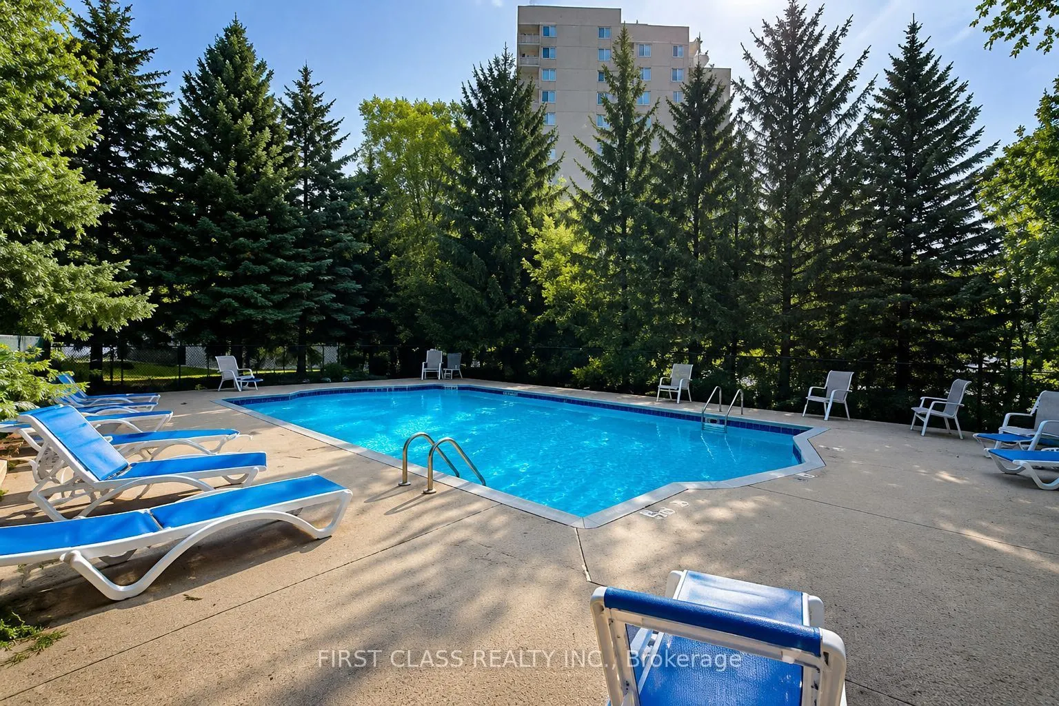 91 Townsgate Drive #106