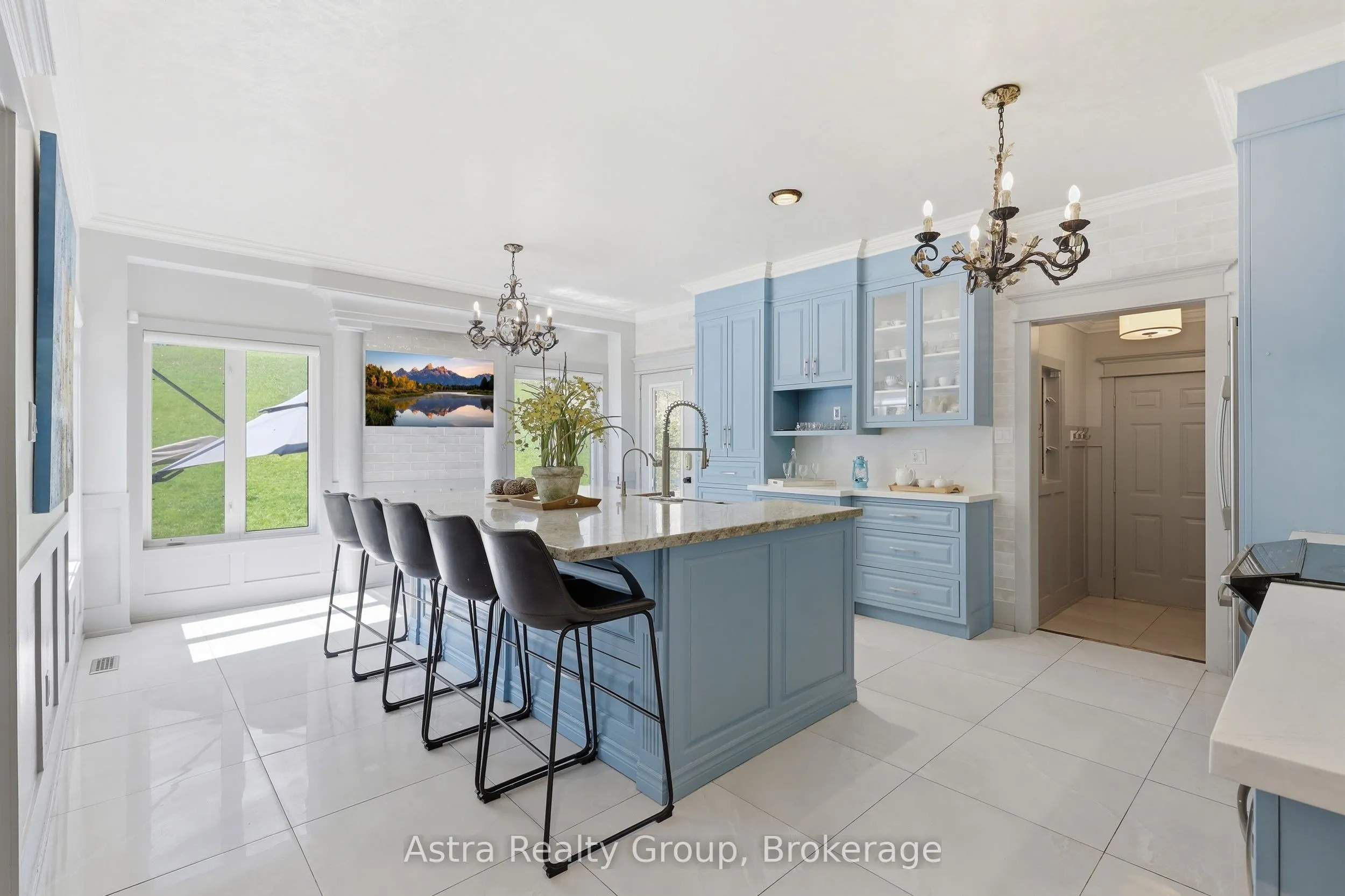 74 Kootenay Ridge