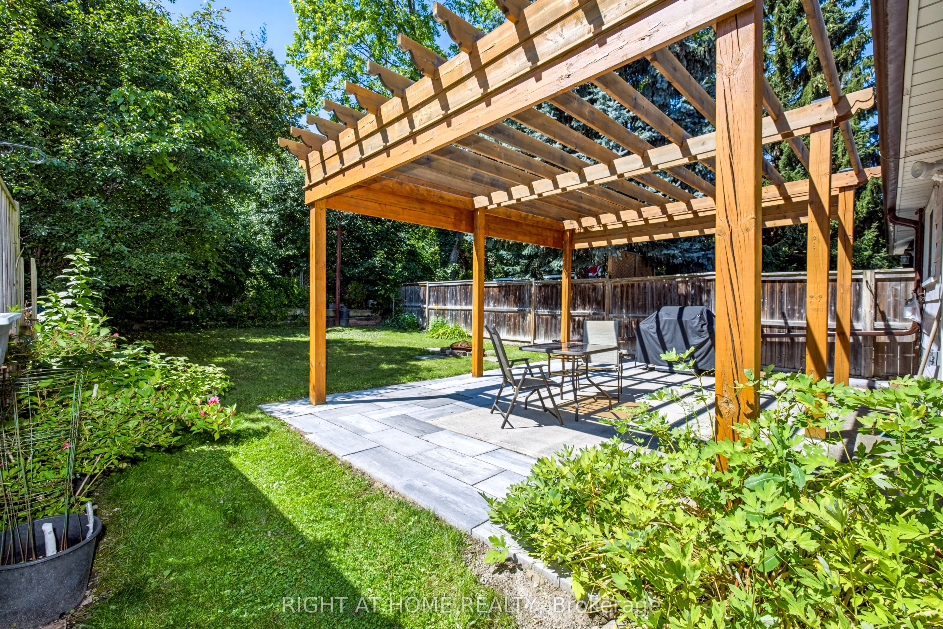 229 Britannia Avenue
