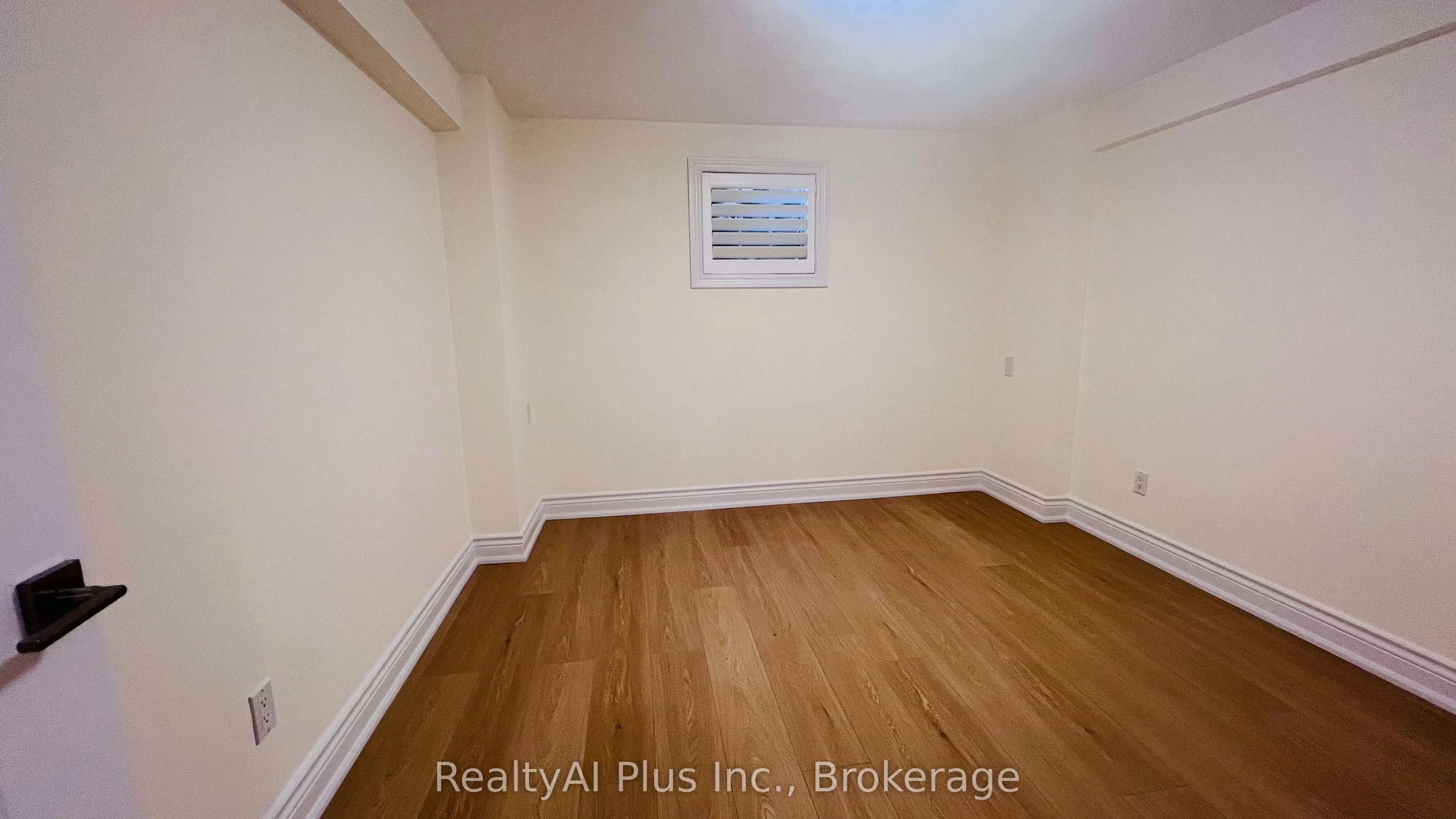 37 Bowhill Drive #Walk-Out Basement