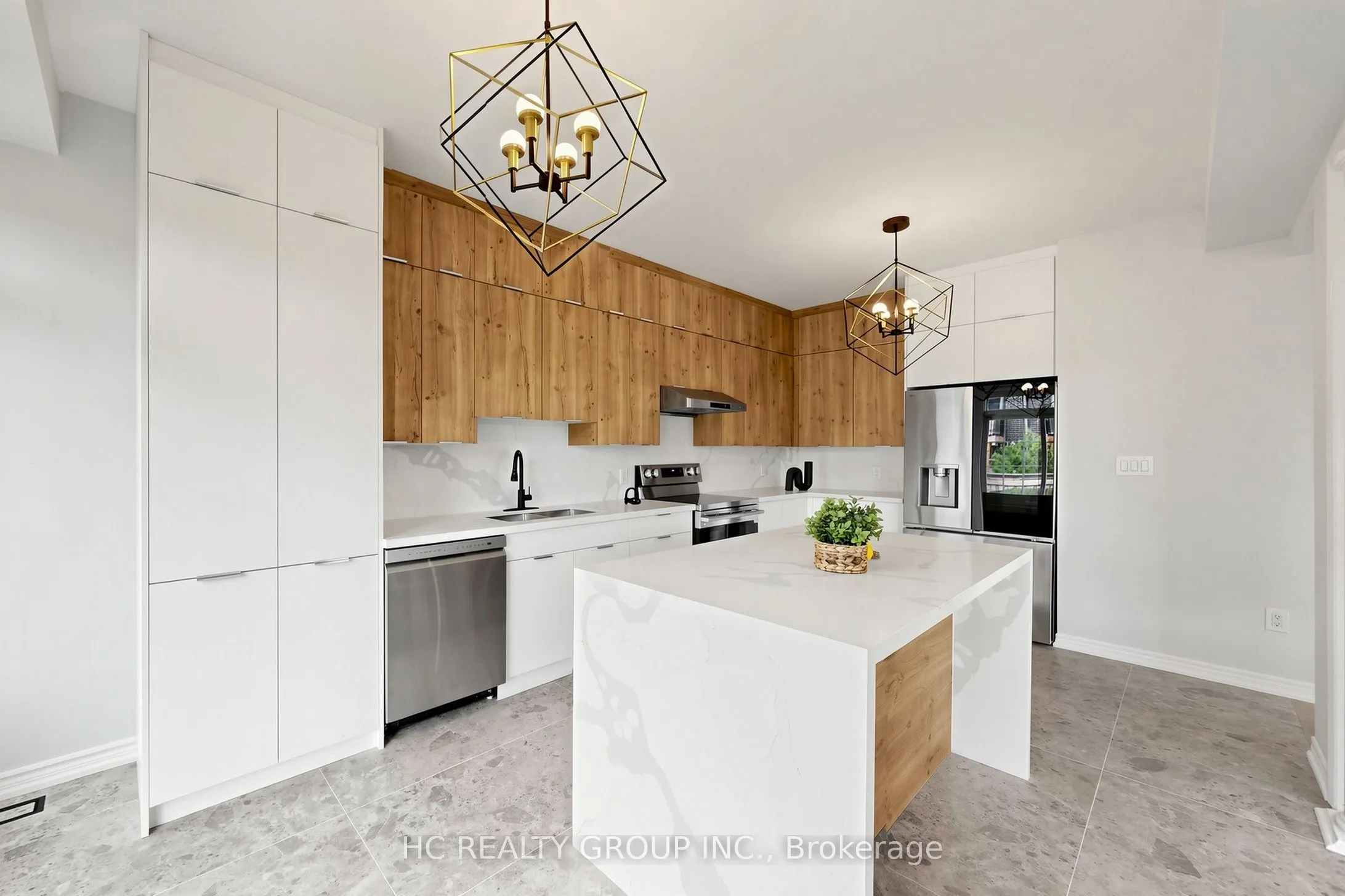 2 Apple Grove Court