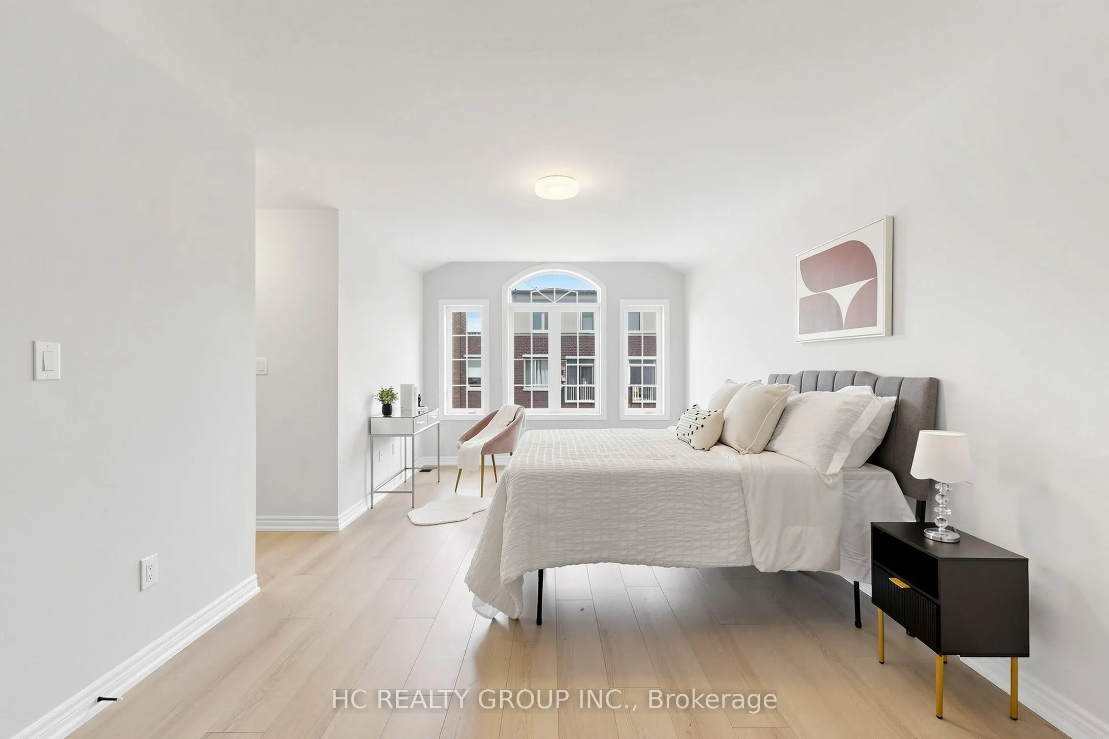 2 Apple Grove Court