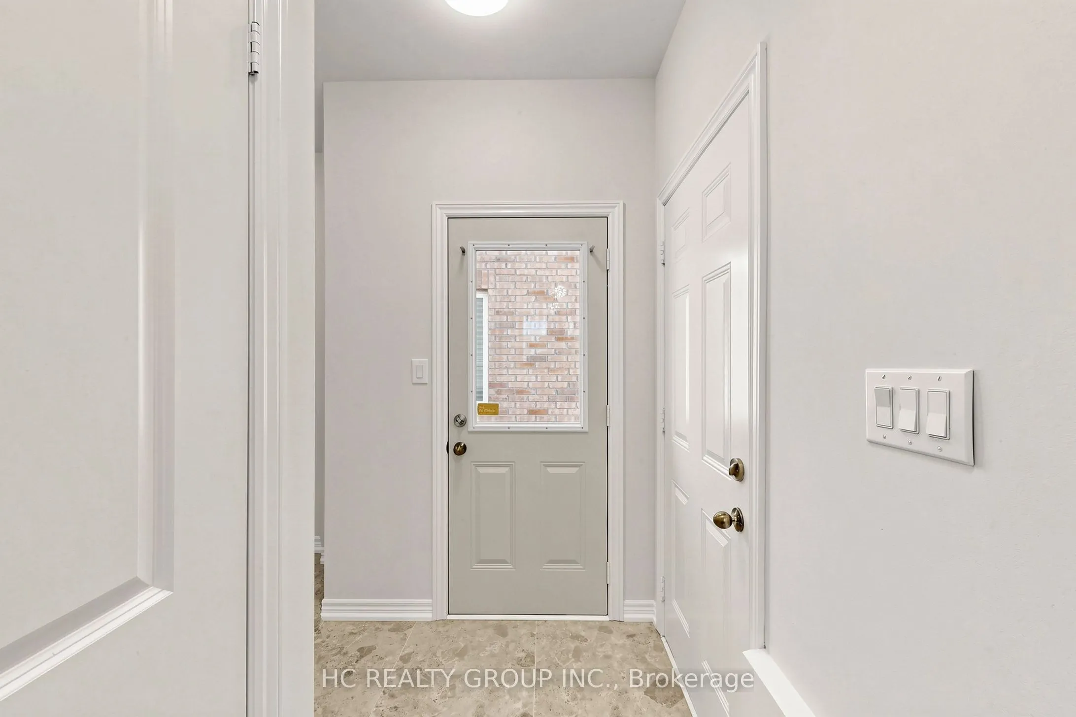 2 Apple Grove Court