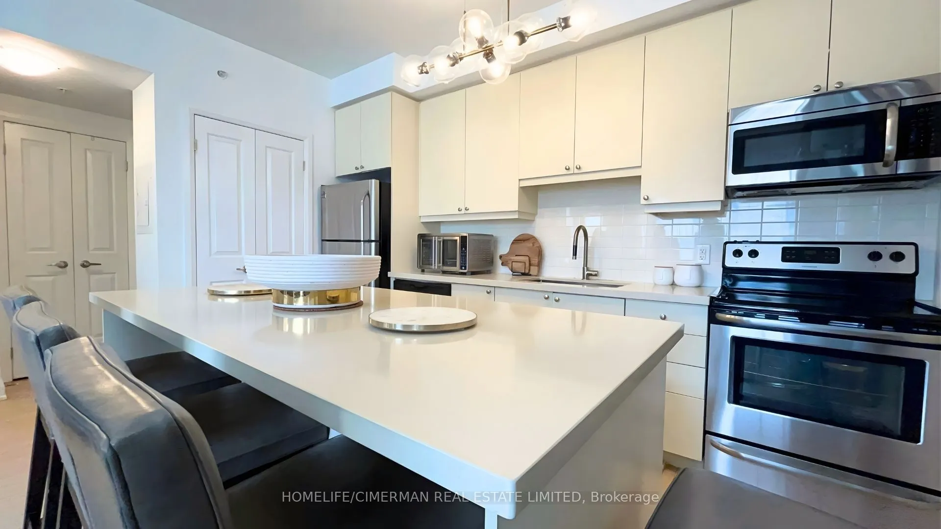 12 Woodstream Boulevard #118