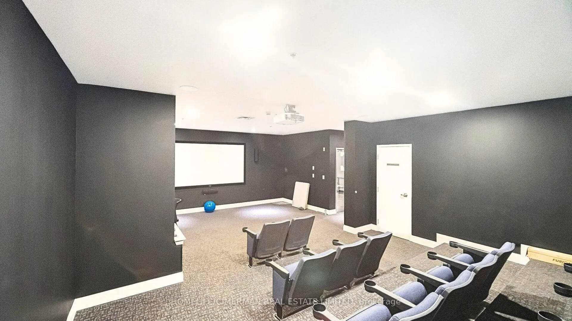 12 Woodstream Boulevard #118