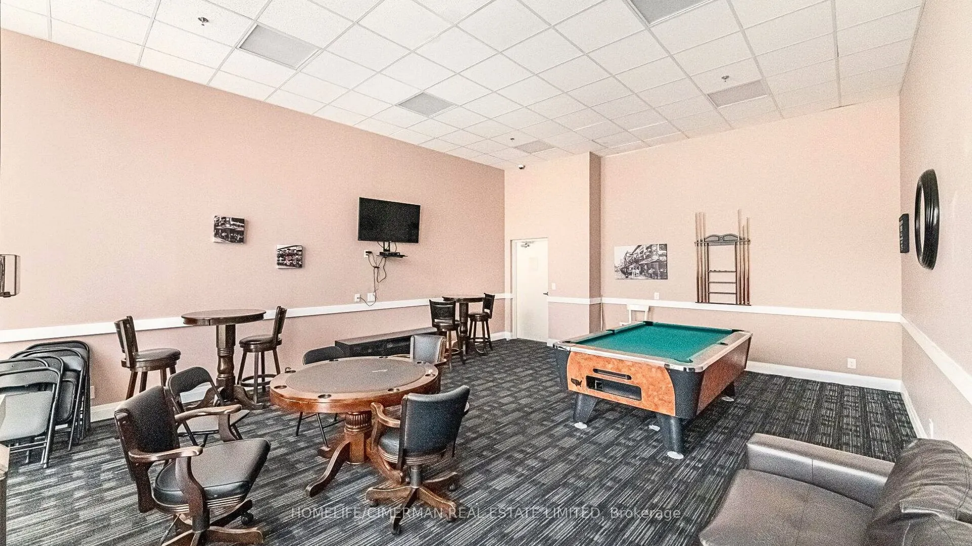 12 Woodstream Boulevard #118