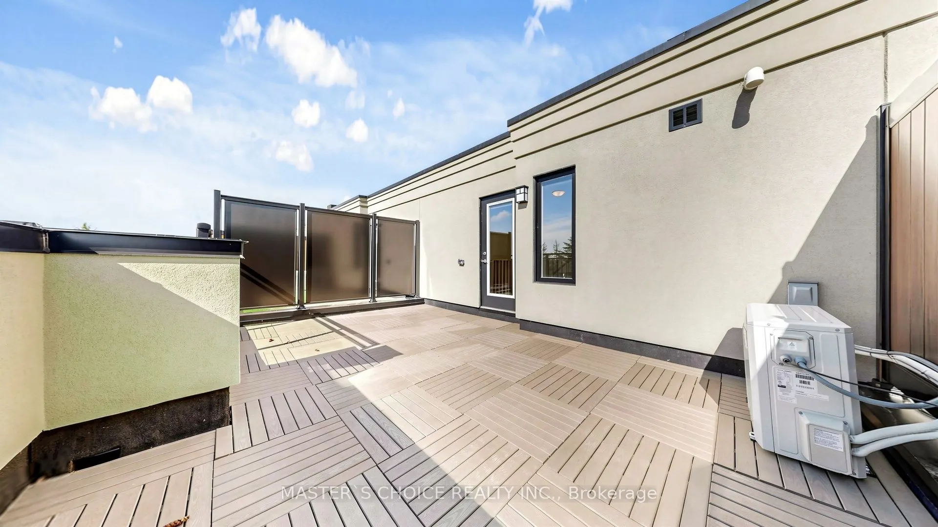 56 Elizabeth Street #1404