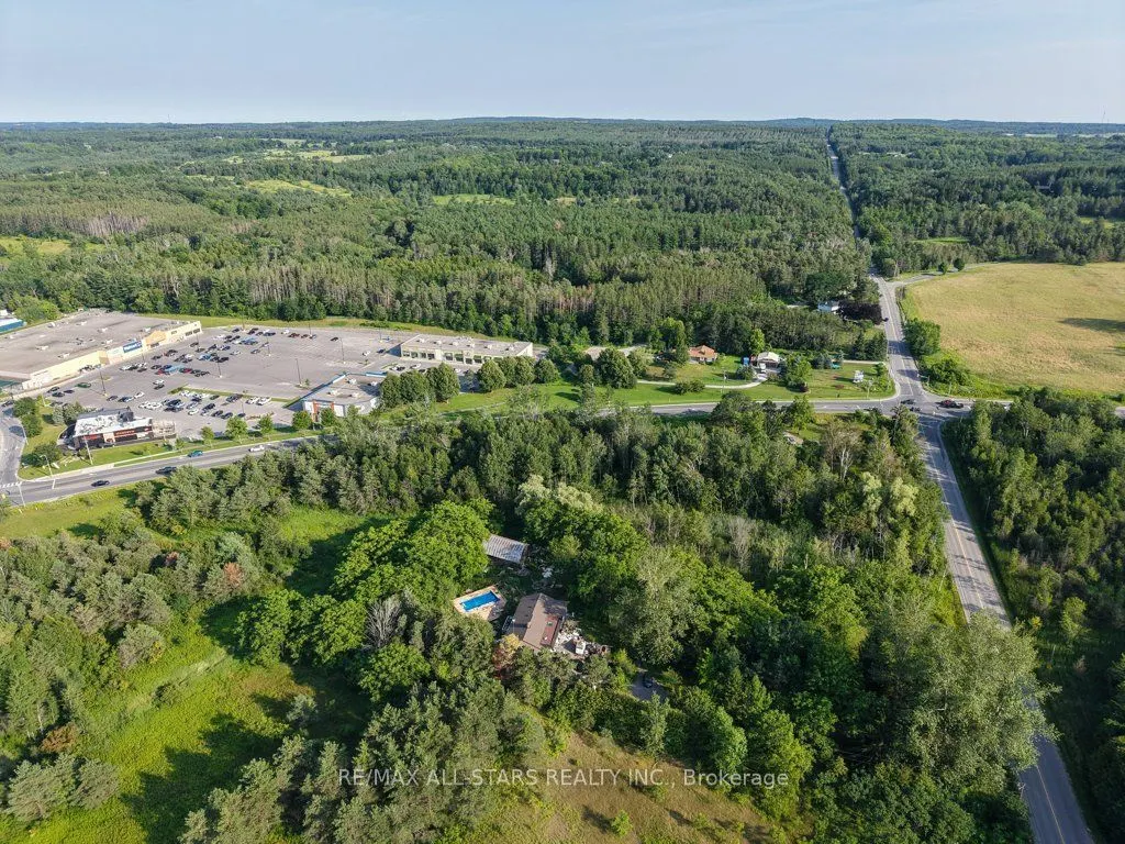 6059 6th Concession