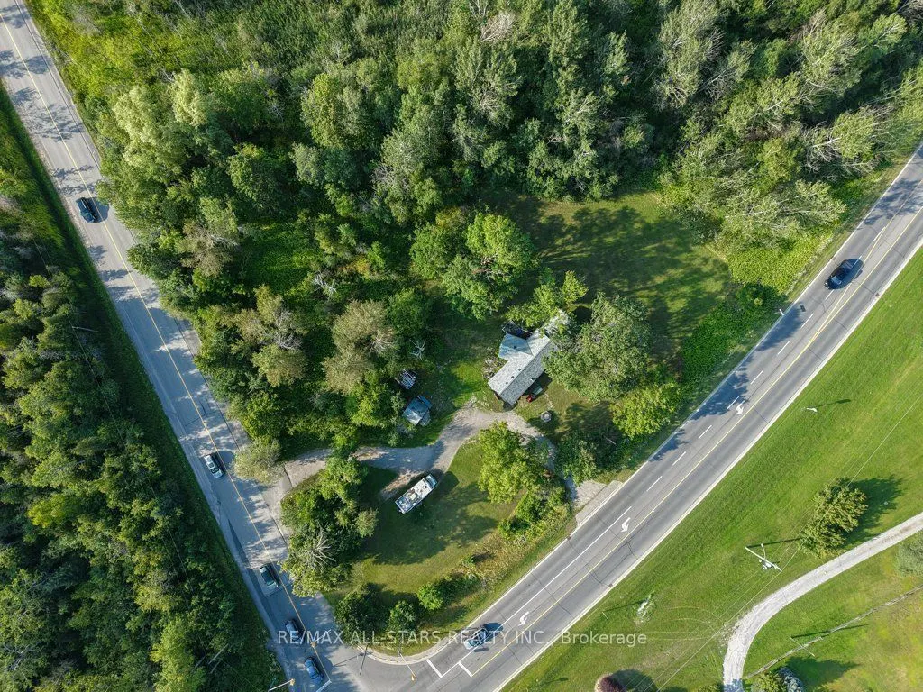 6059 6th Concession