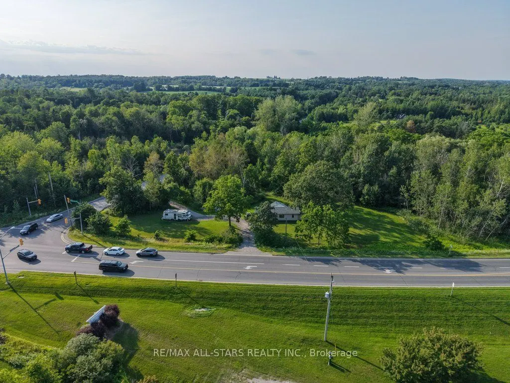 6059 6th Concession