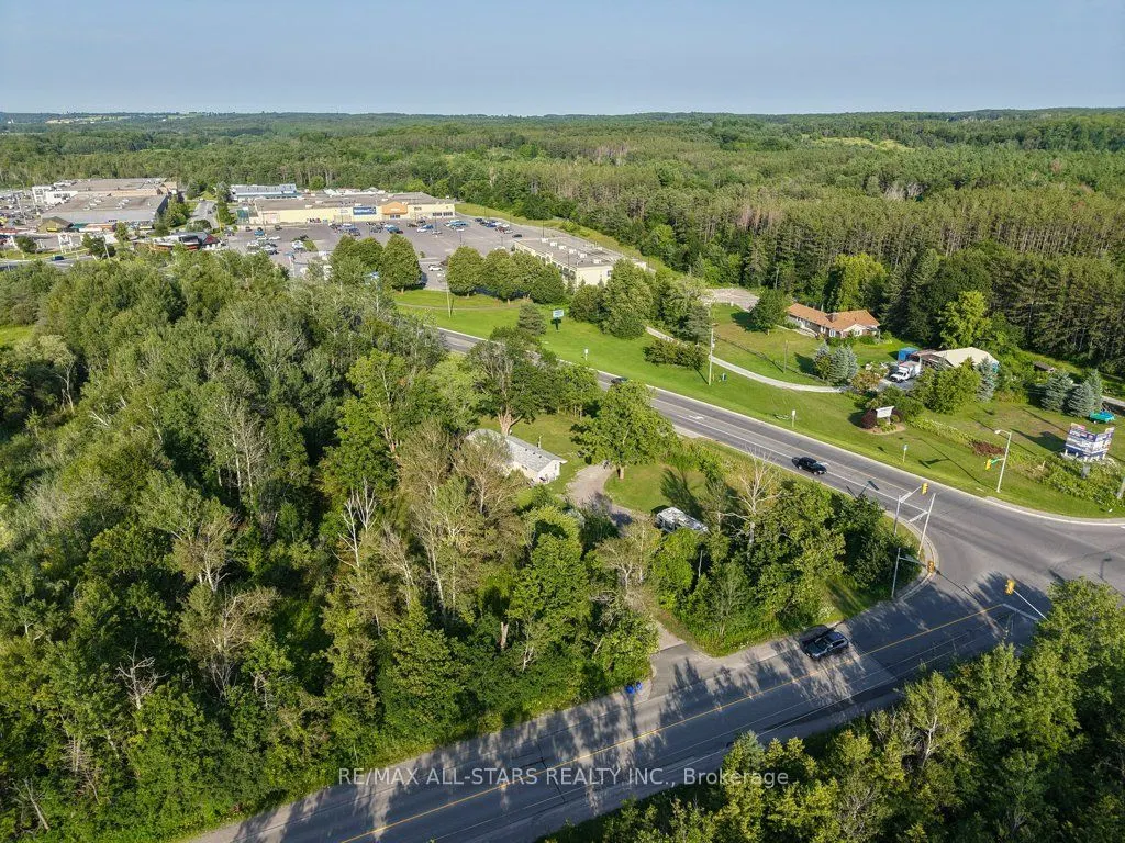 6059 6th Concession