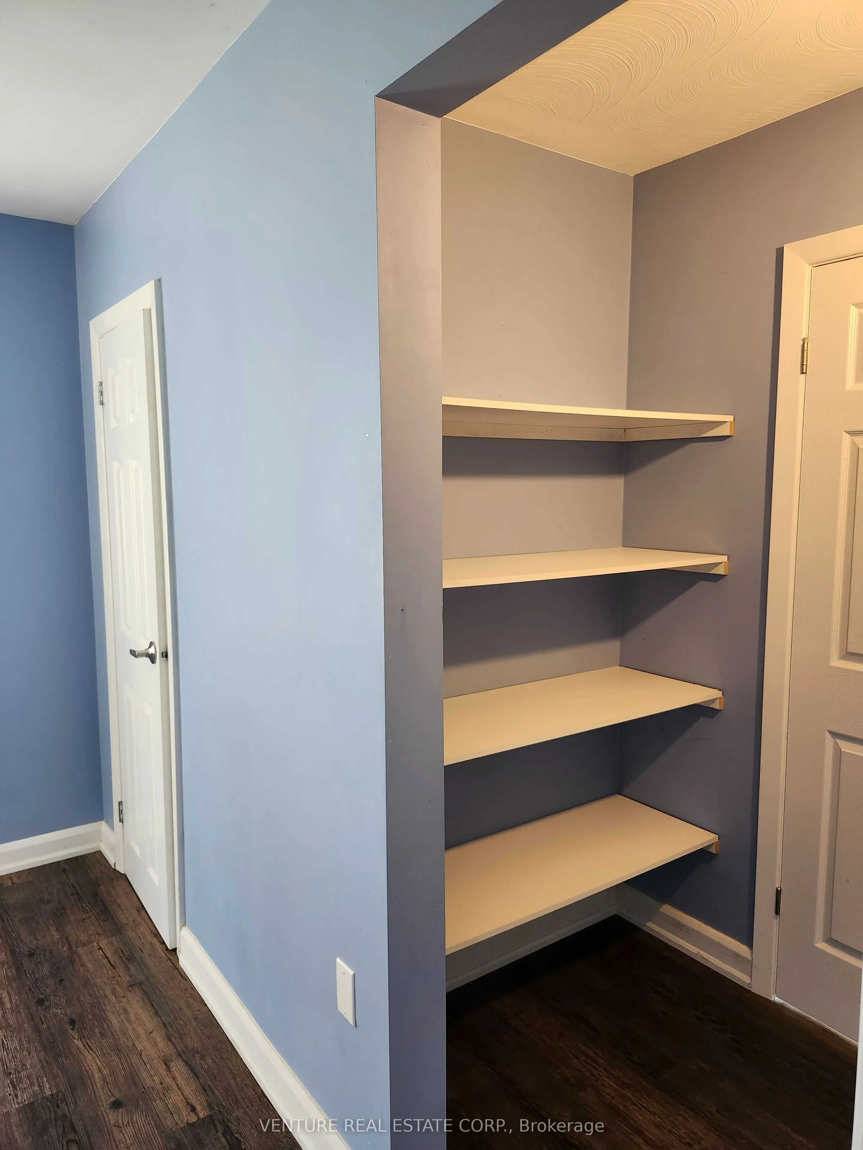 6 Sullivan Drive