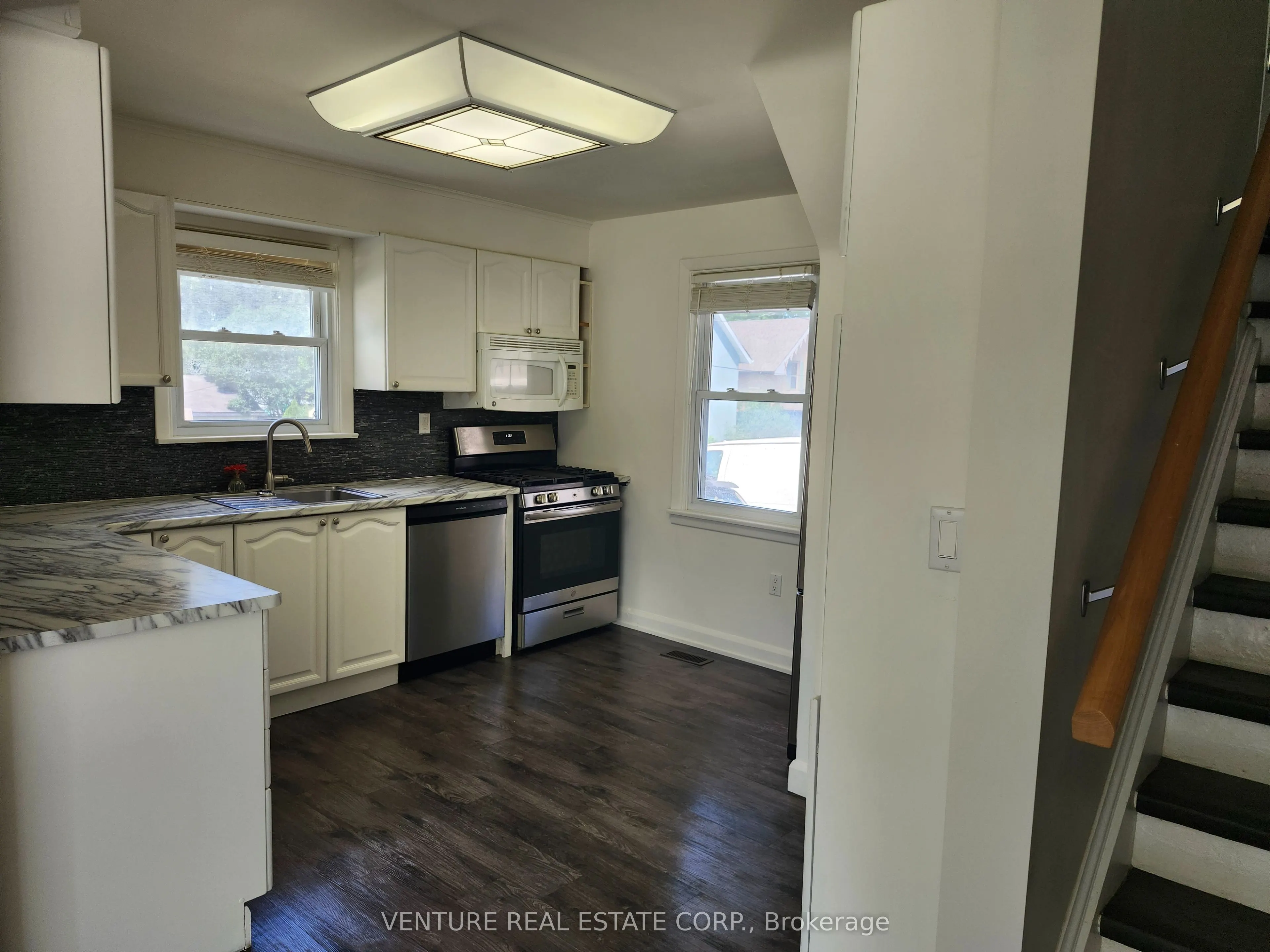6 Sullivan Drive