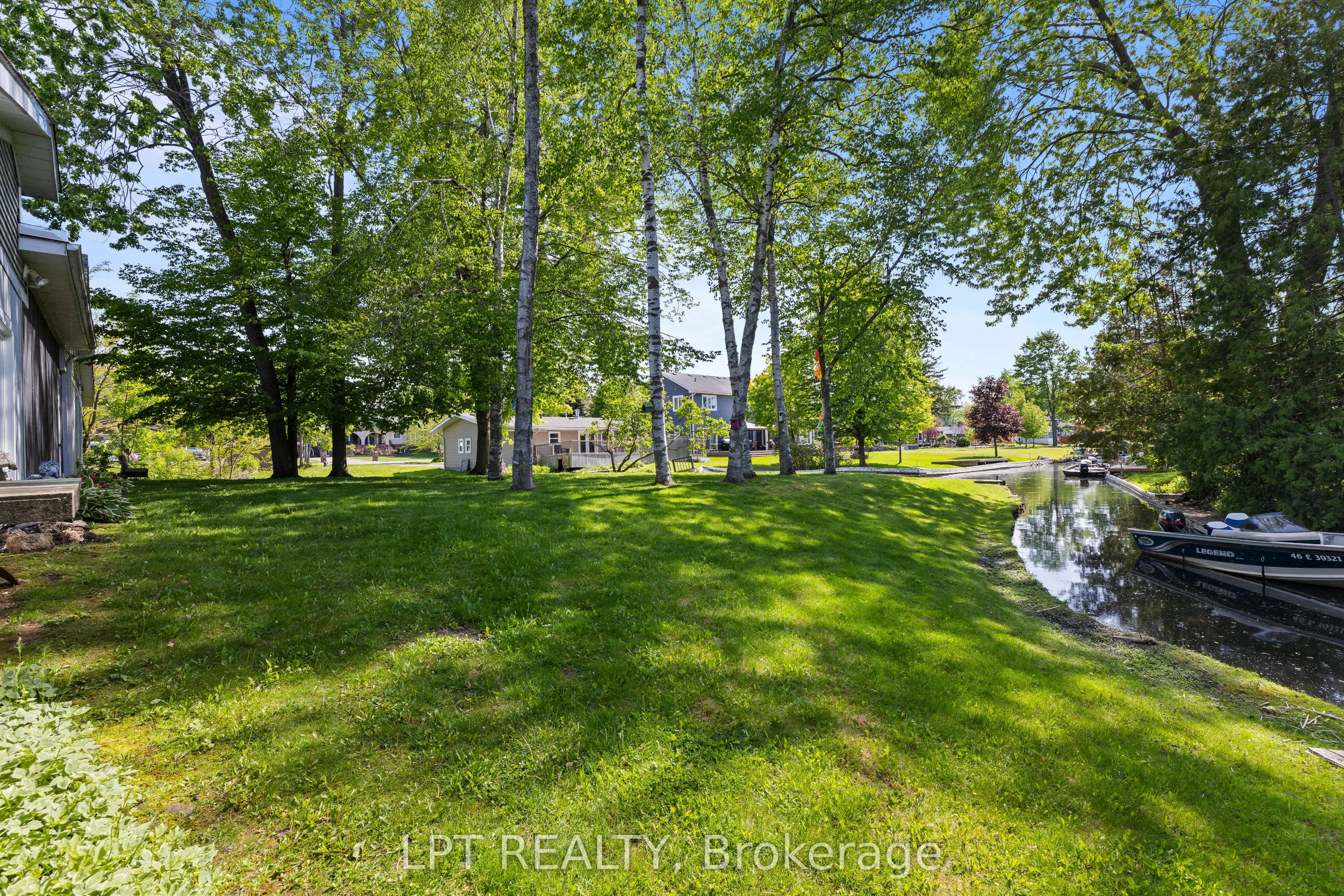 204 The Queensway S