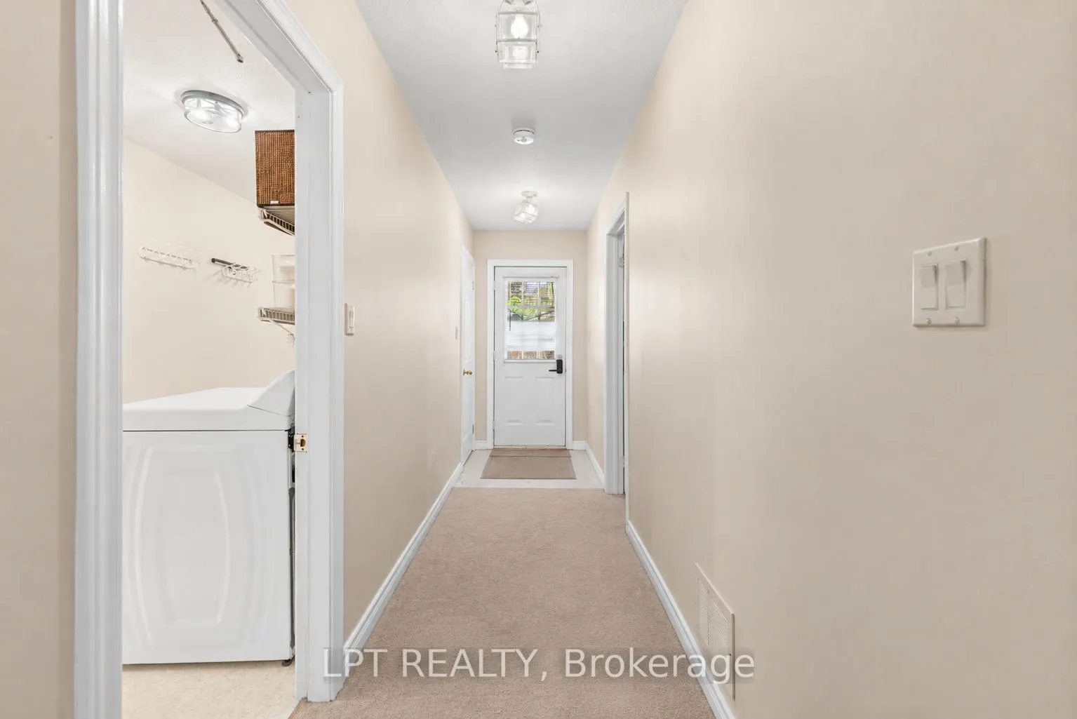 204 The Queensway S