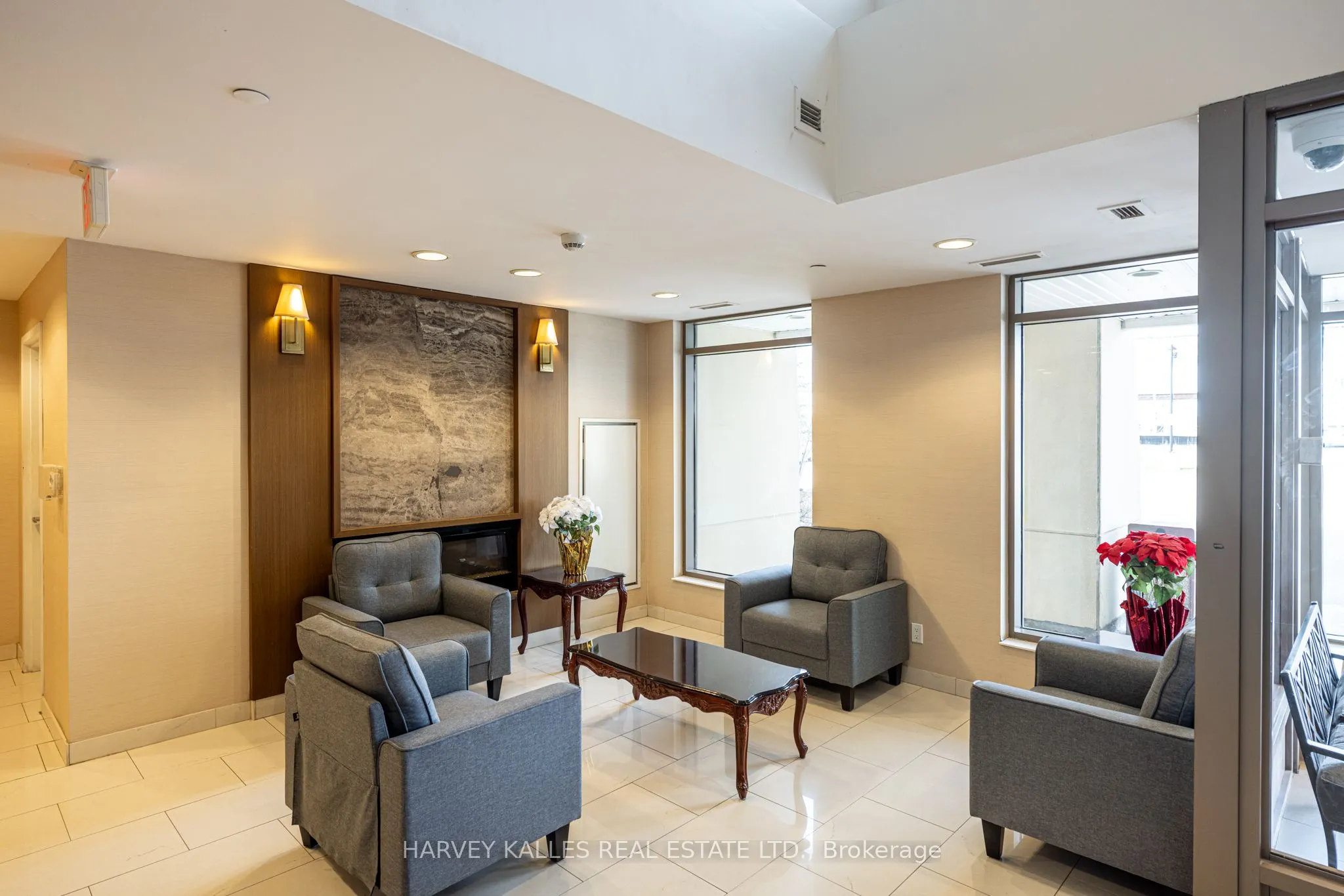 75 Norman Bethune Avenue #317