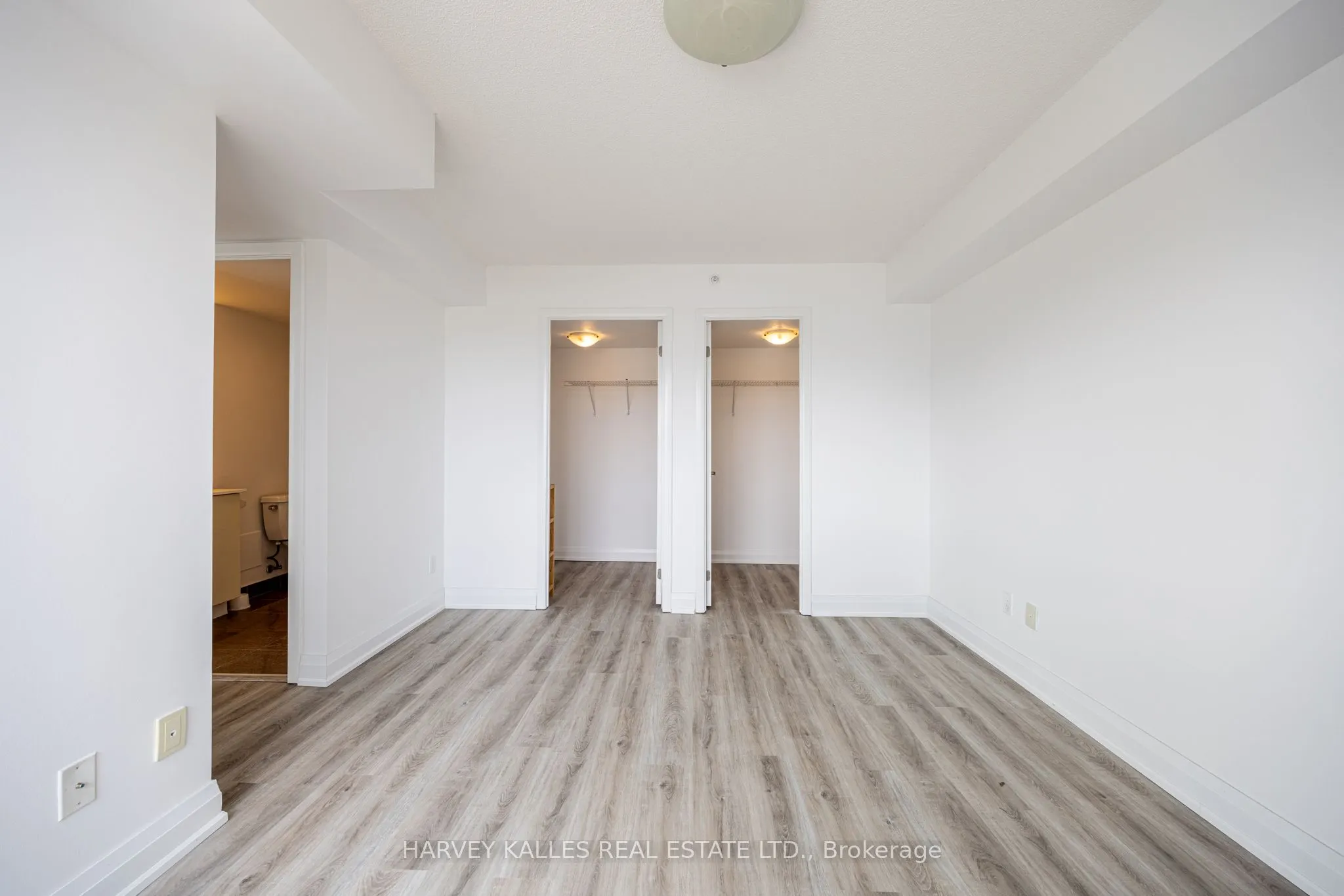 75 Norman Bethune Avenue #317