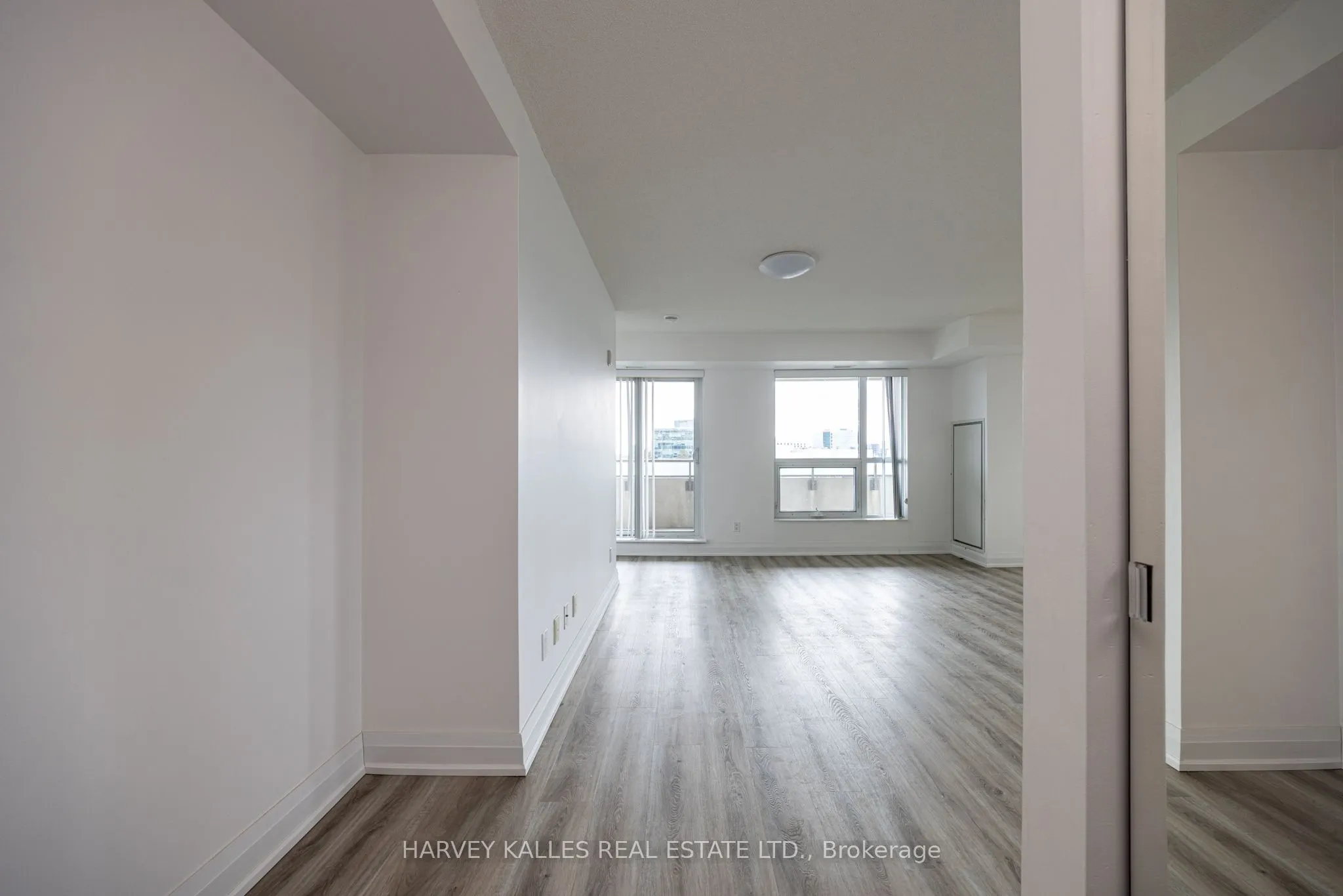 75 Norman Bethune Avenue #317
