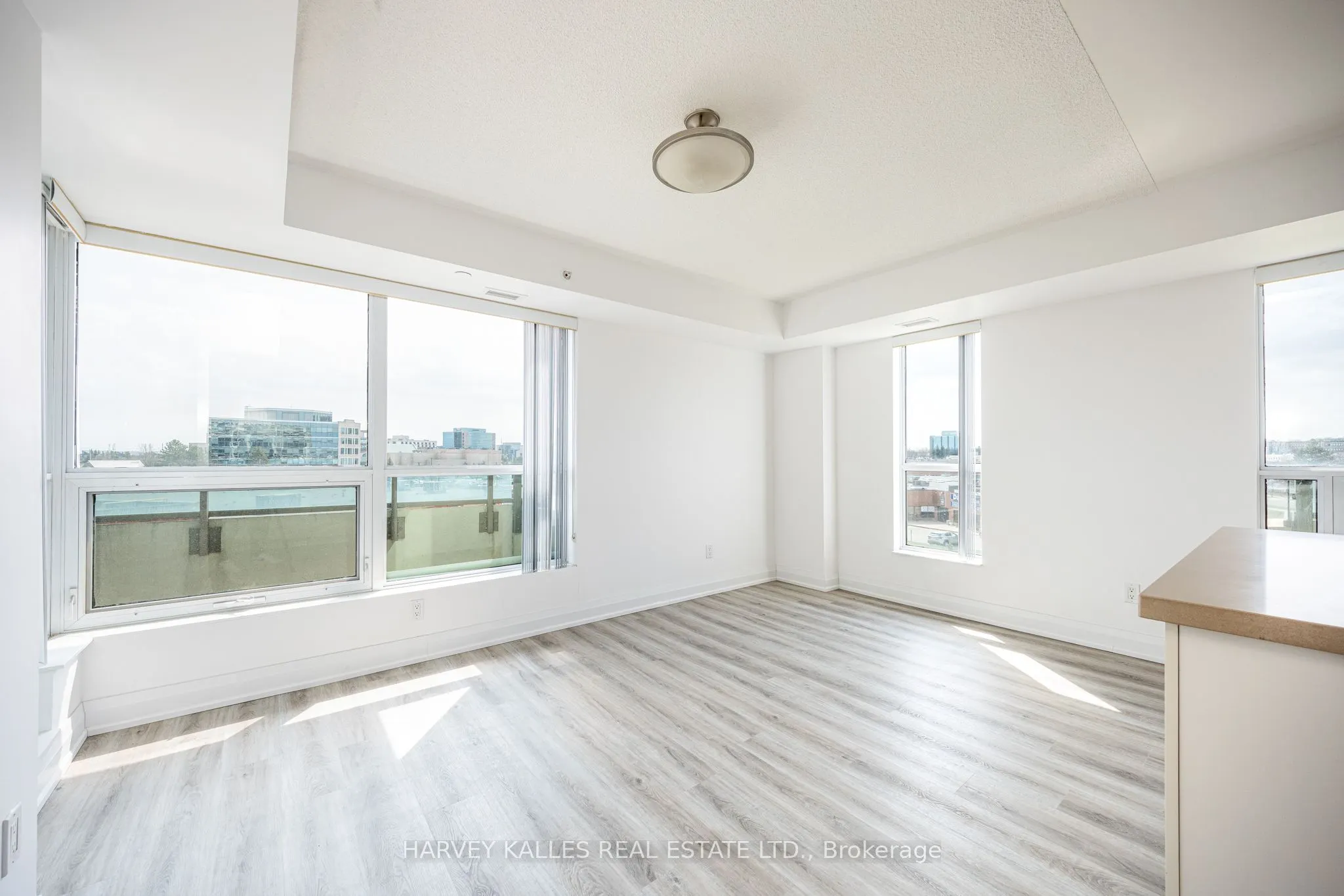 75 Norman Bethune Avenue #317