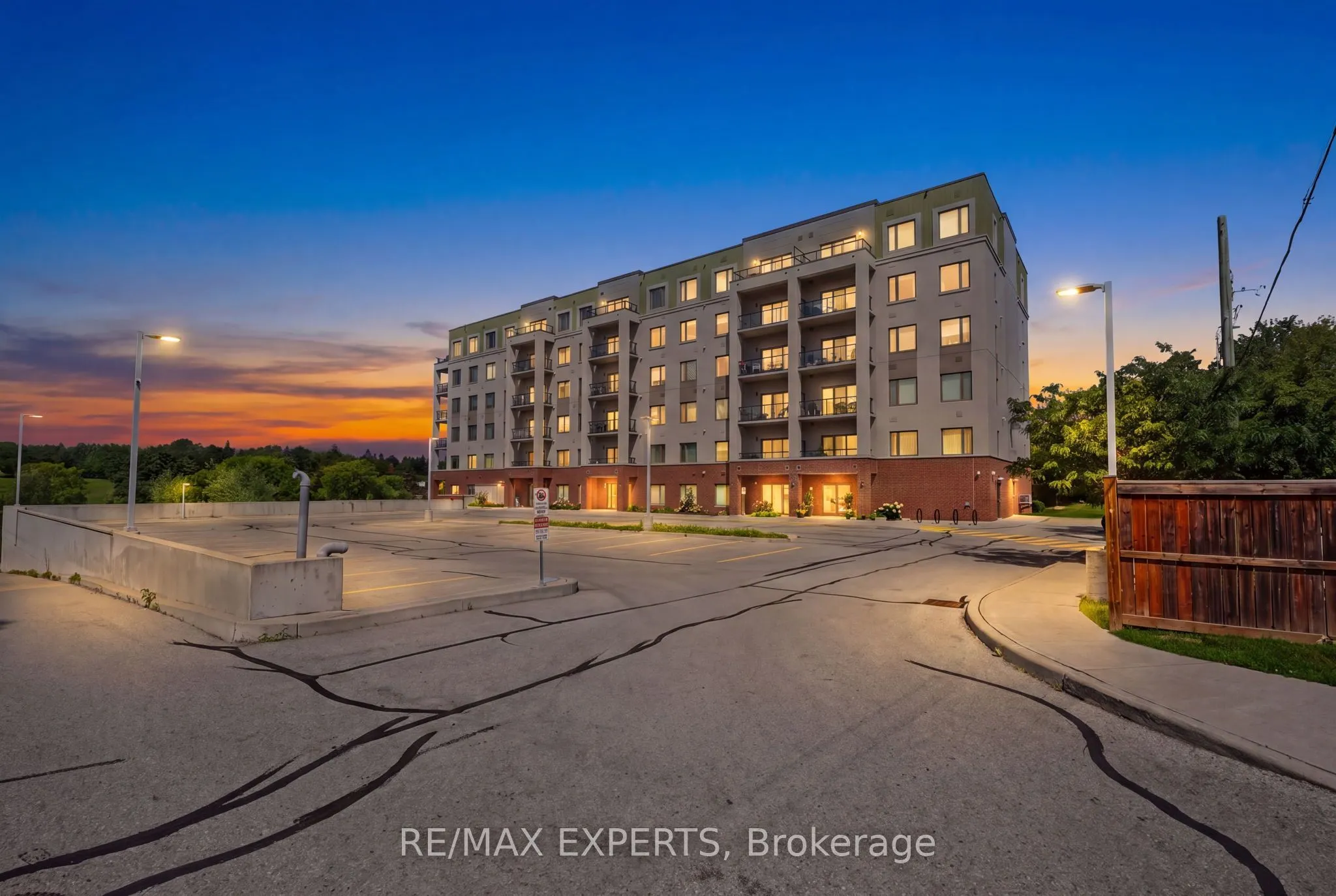 64 Queen Street S #105