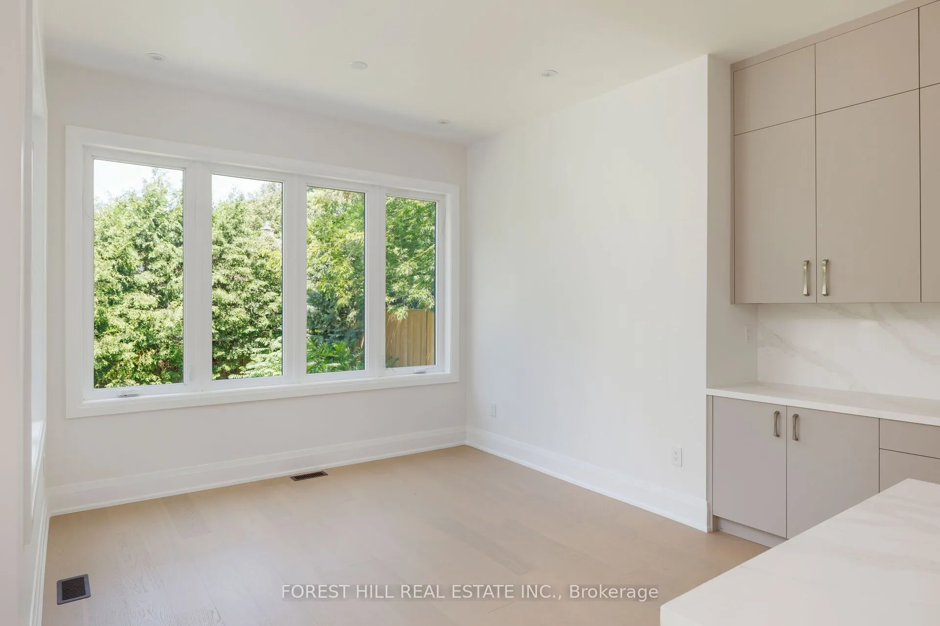 5 Cedar Crescent