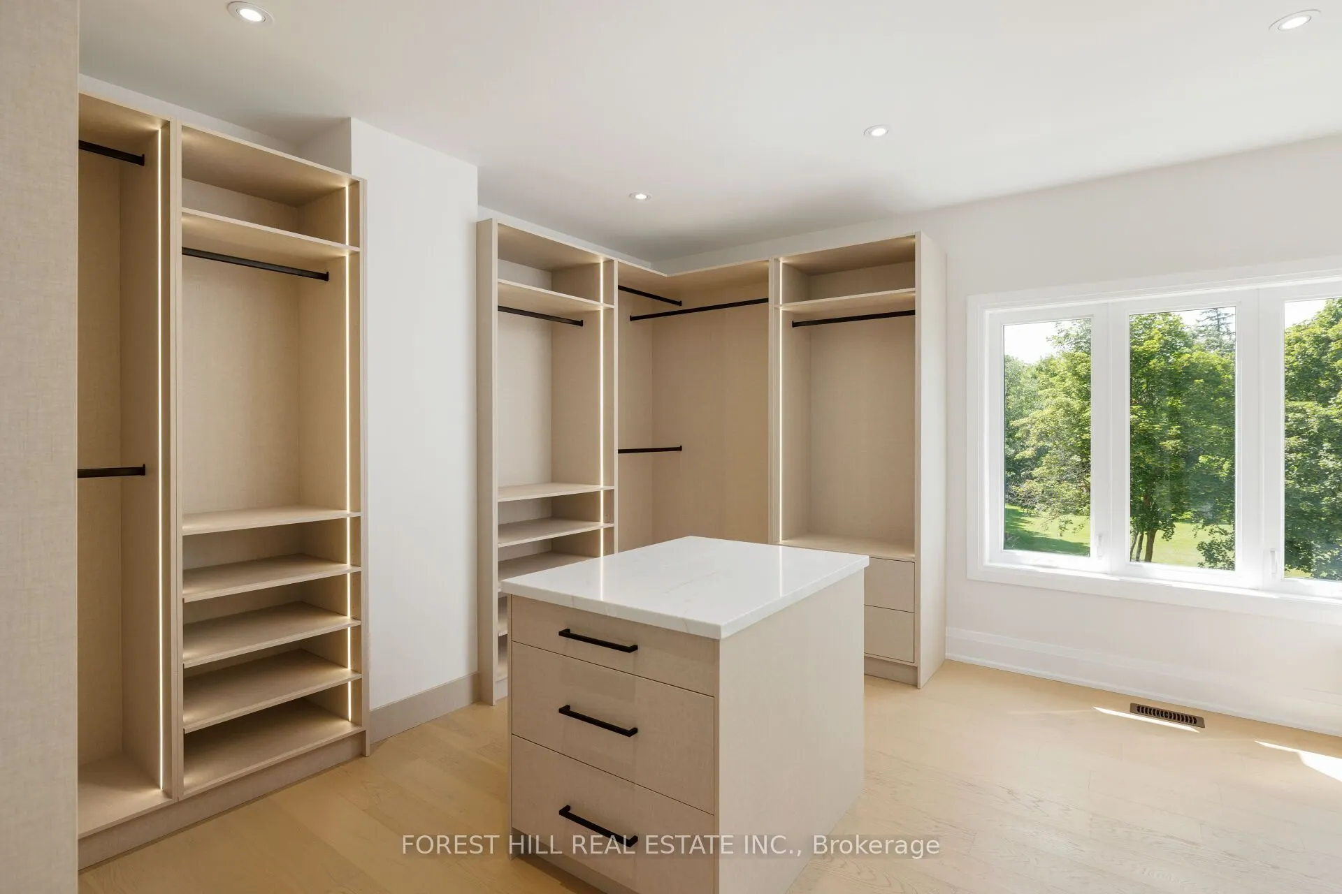 5 Cedar Crescent