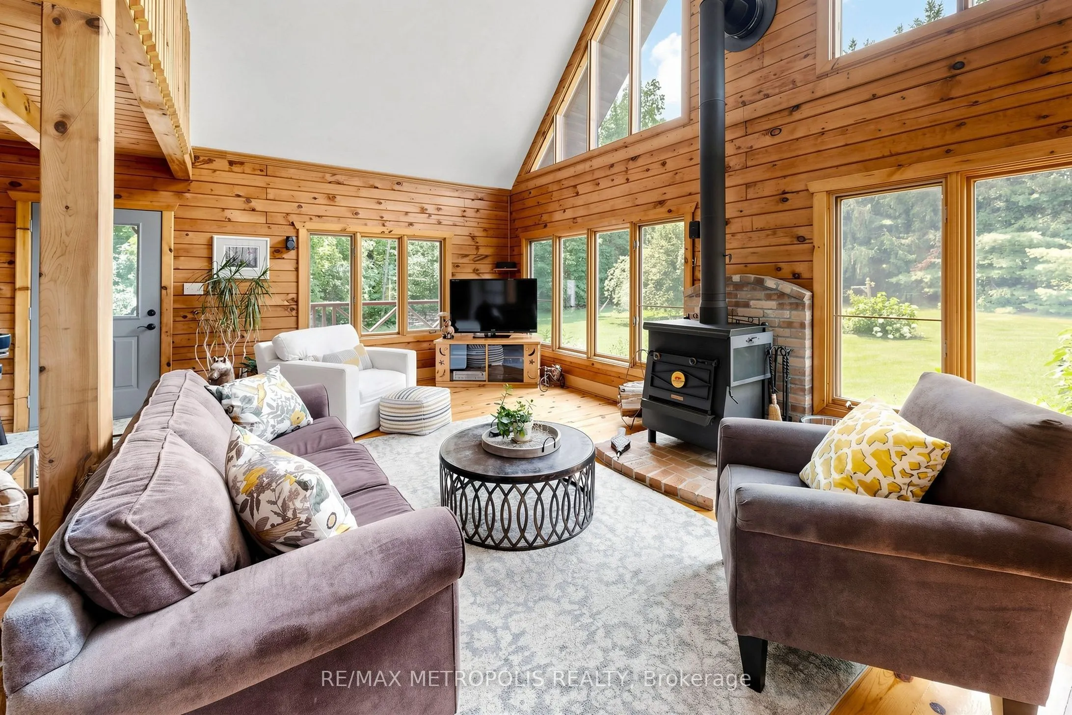 11590 Side Road 17