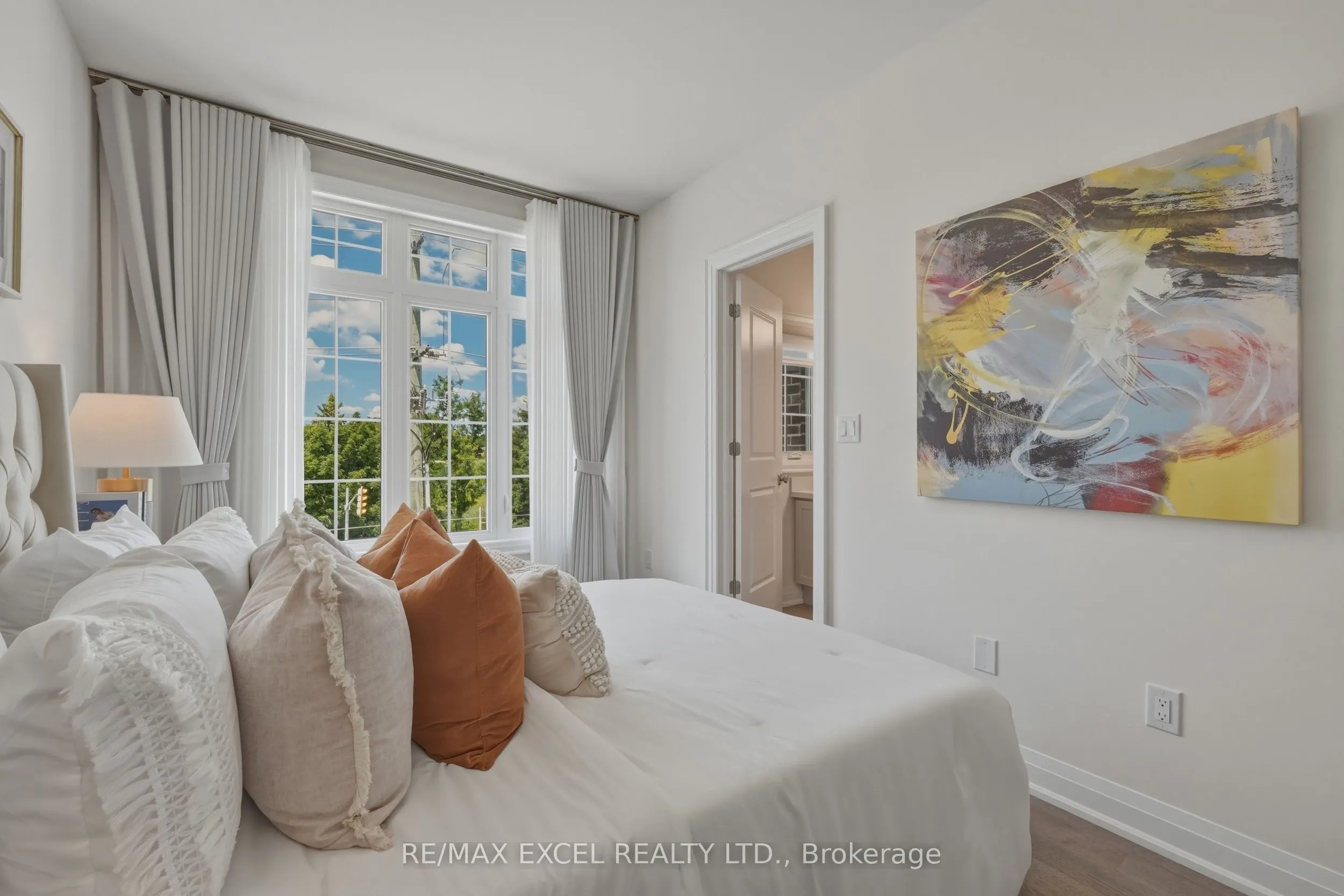 4205 Major Mackenzie Drive E