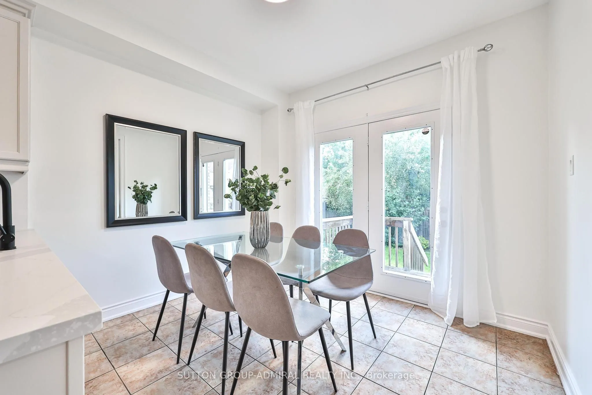 502 Apple Blossom Drive