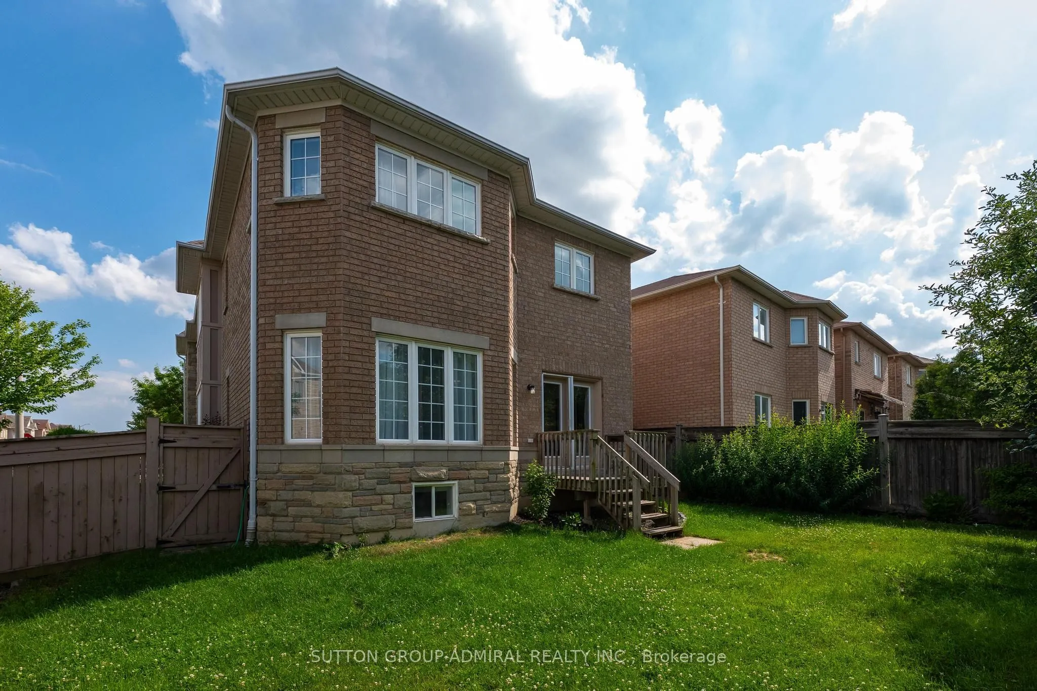 502 Apple Blossom Drive