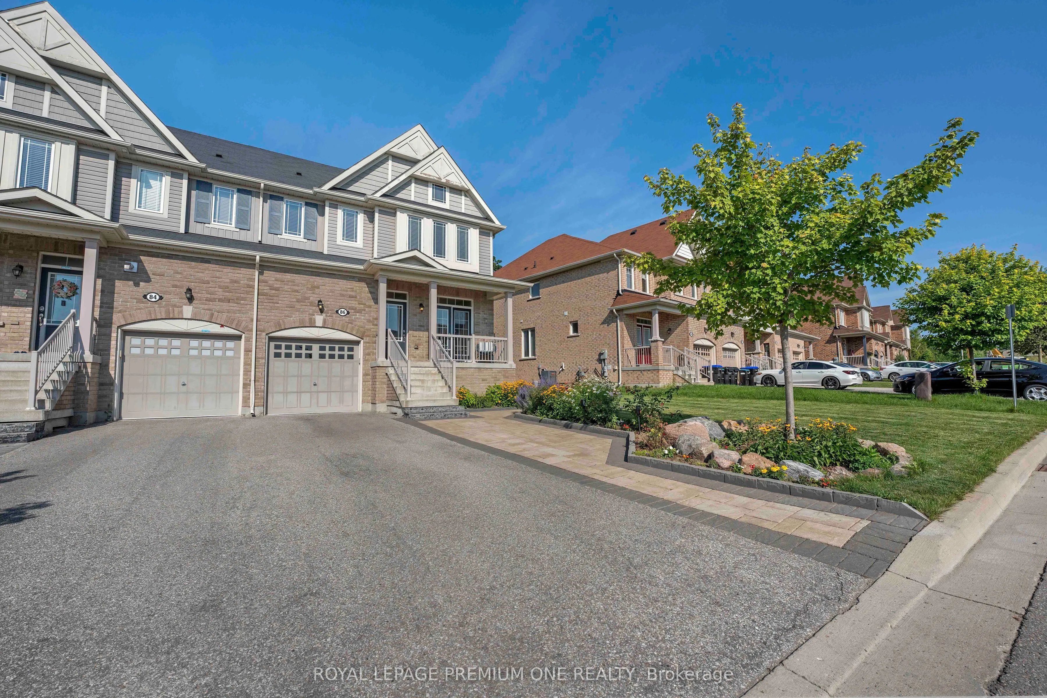 86 SYDIE Lane