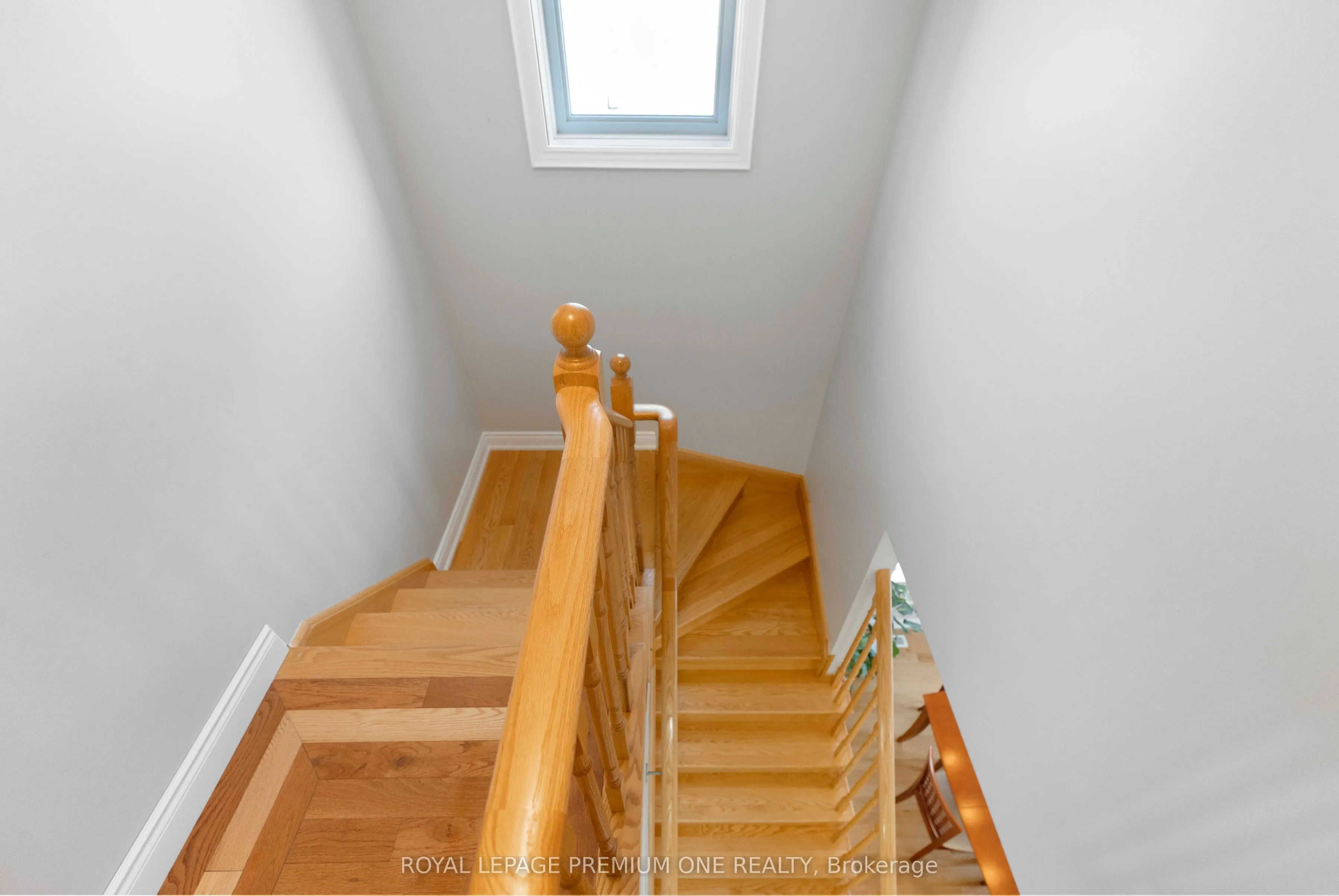 86 SYDIE Lane