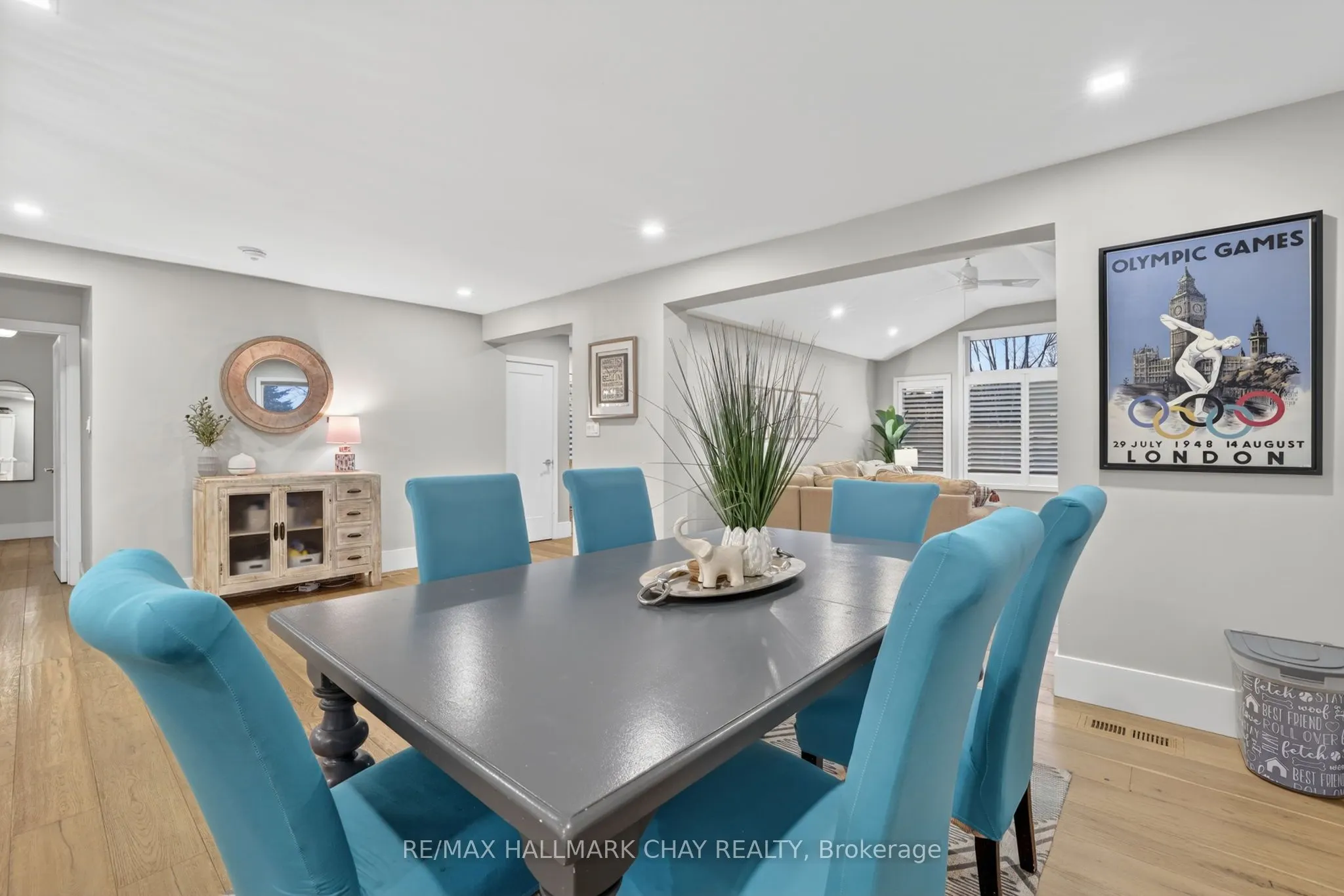 1587 Mount Albert Road