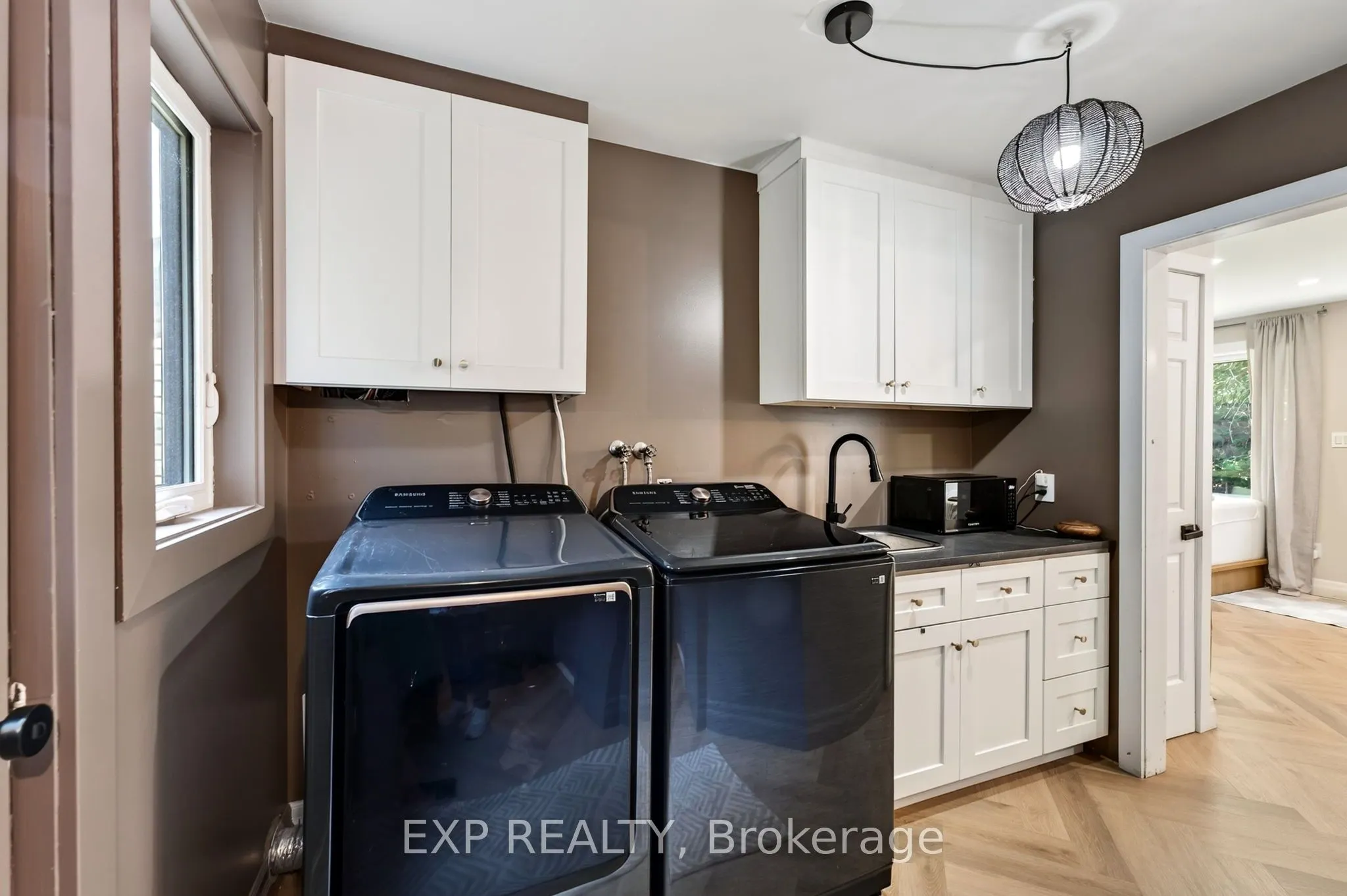 1 Aird Court