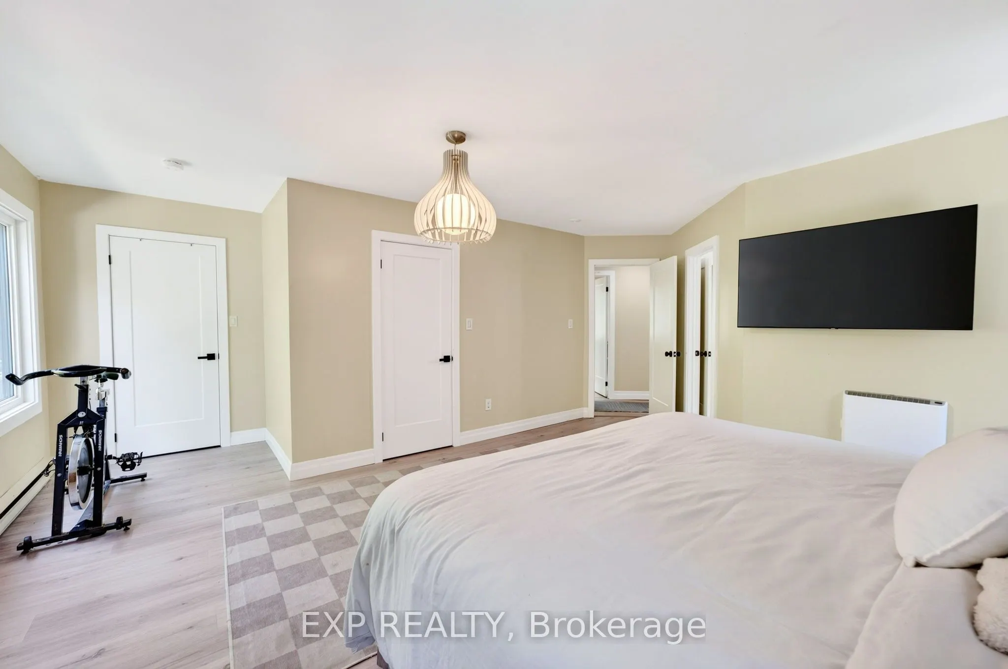 1 Aird Court