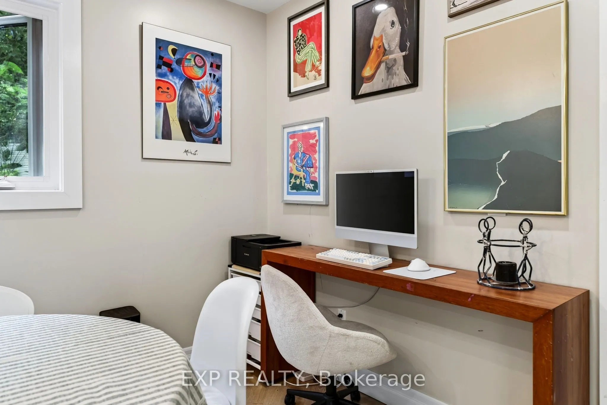 1 Aird Court