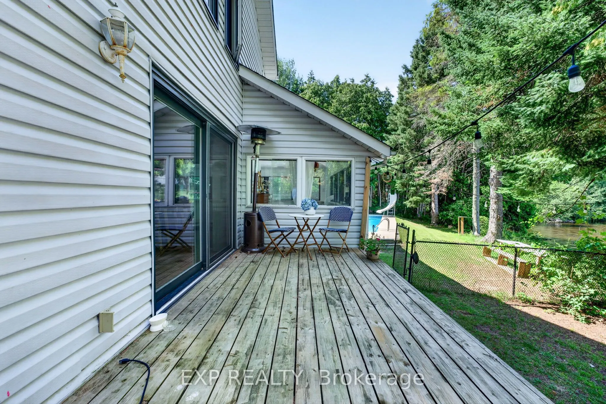 1 Aird Court